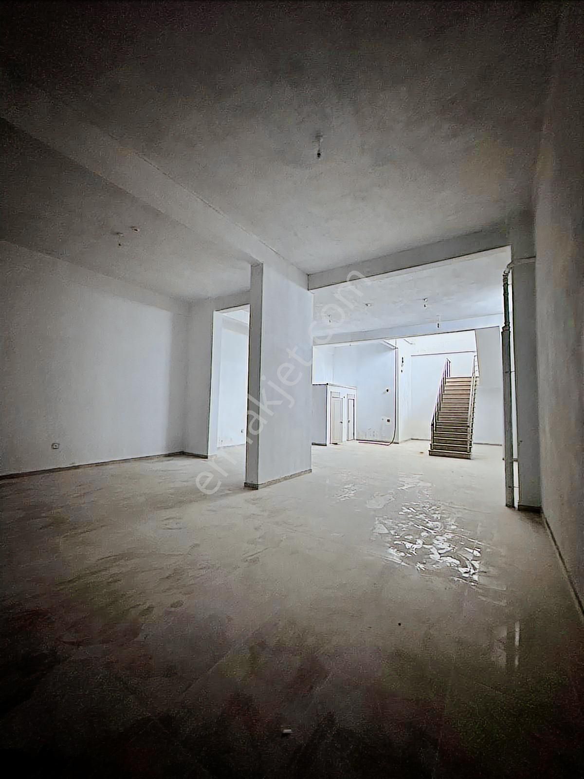 Kayapa Çamlık Bulvarı'nda Bodrumu Olan Köşe Dükkan - Görsel 14