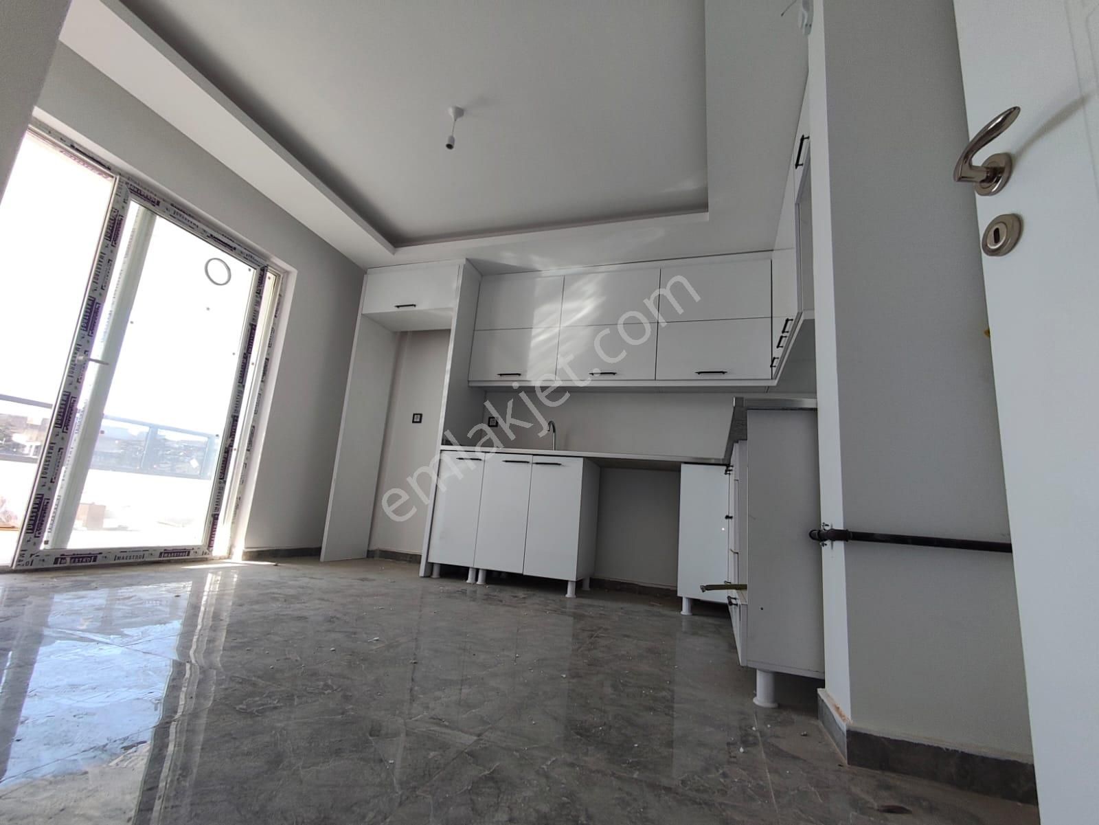 Yılmaz Gayrimenkulden Ultra Lüks Ful Yapılı Kıralık Daire 4+1 Kılerli