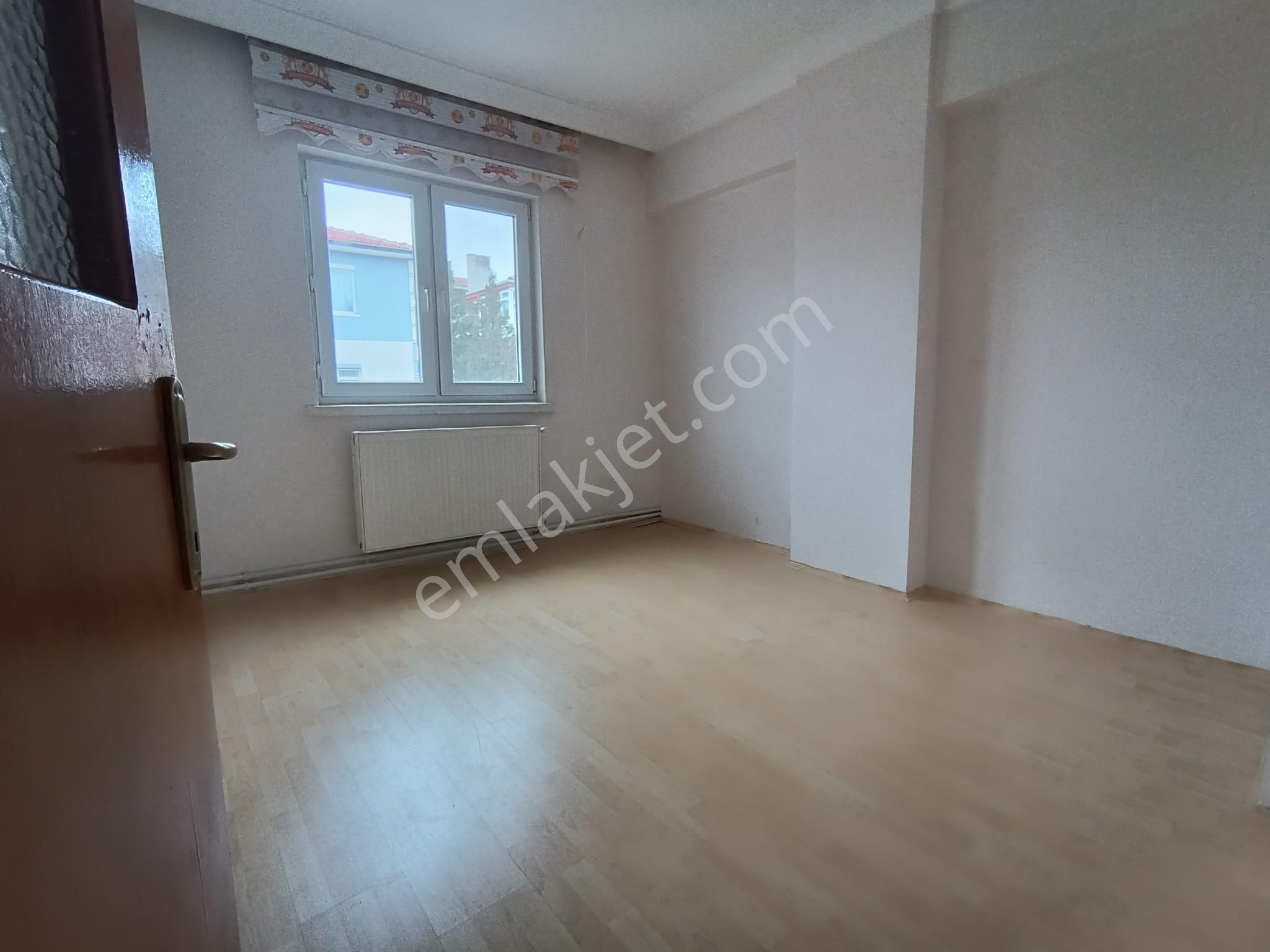 Atatürk Mahallesinde 3+1 Satılık Daire - Görsel 11