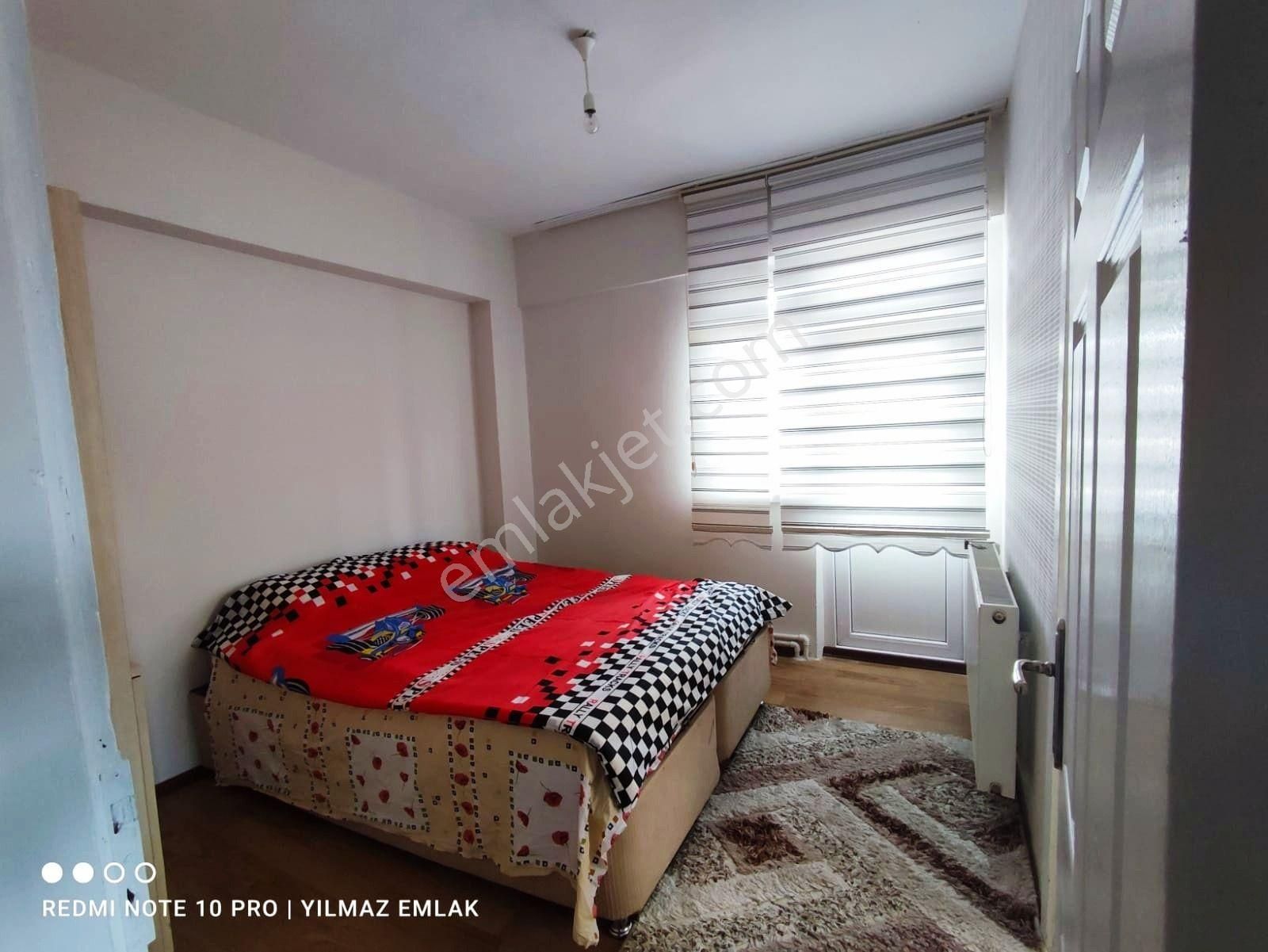 Yılmaz Gayrimenkulden Eşyalı Kiralık 3+1 Ön Cephe Masrafsız Hazır Kurulu Düzen - Görsel 11