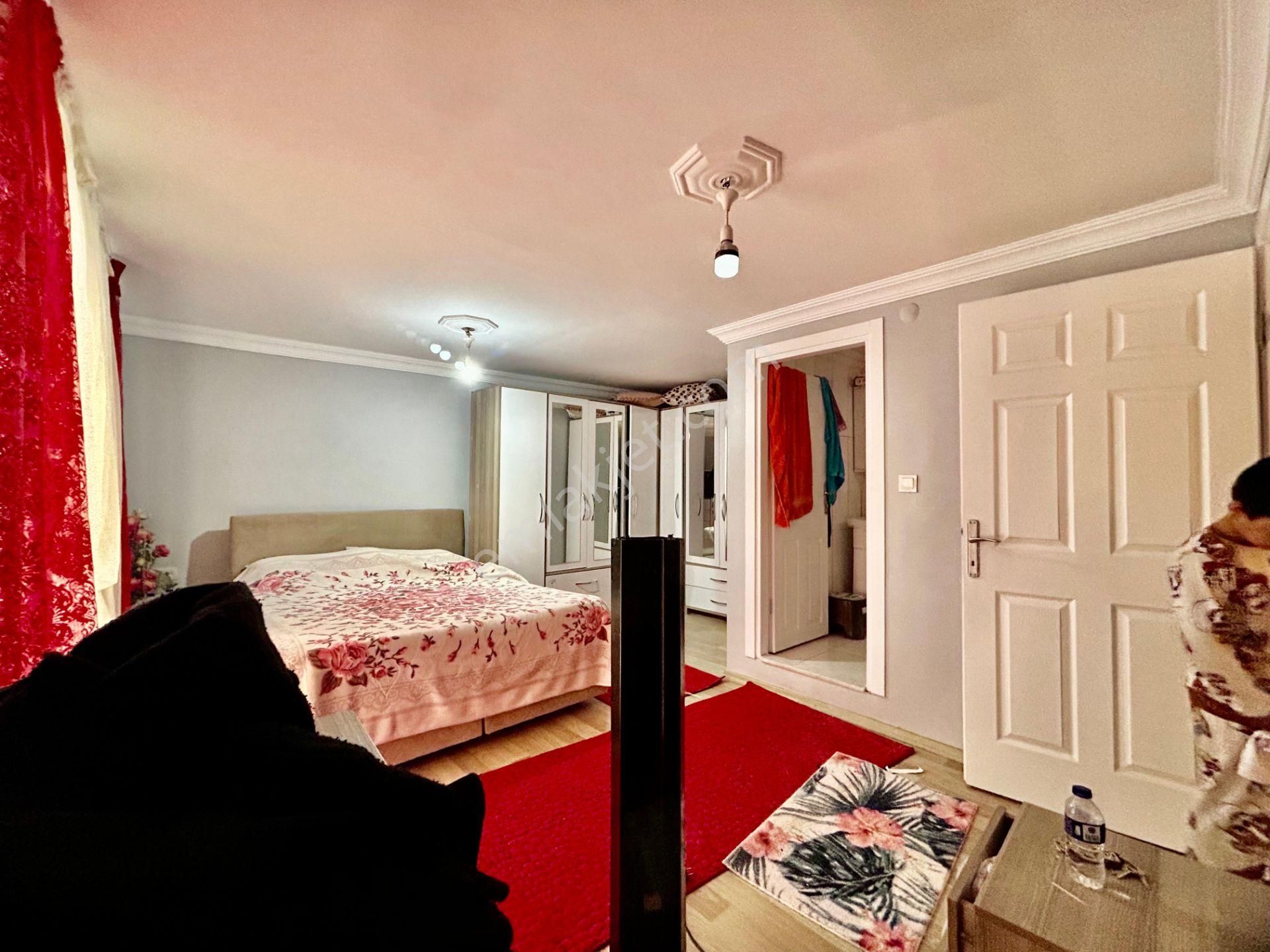 Yükselden Edremitte 'k.mutfak D.gazlı Ebv. Banyolu' 2+1 Satılık Müstakil Ev - Görsel 11