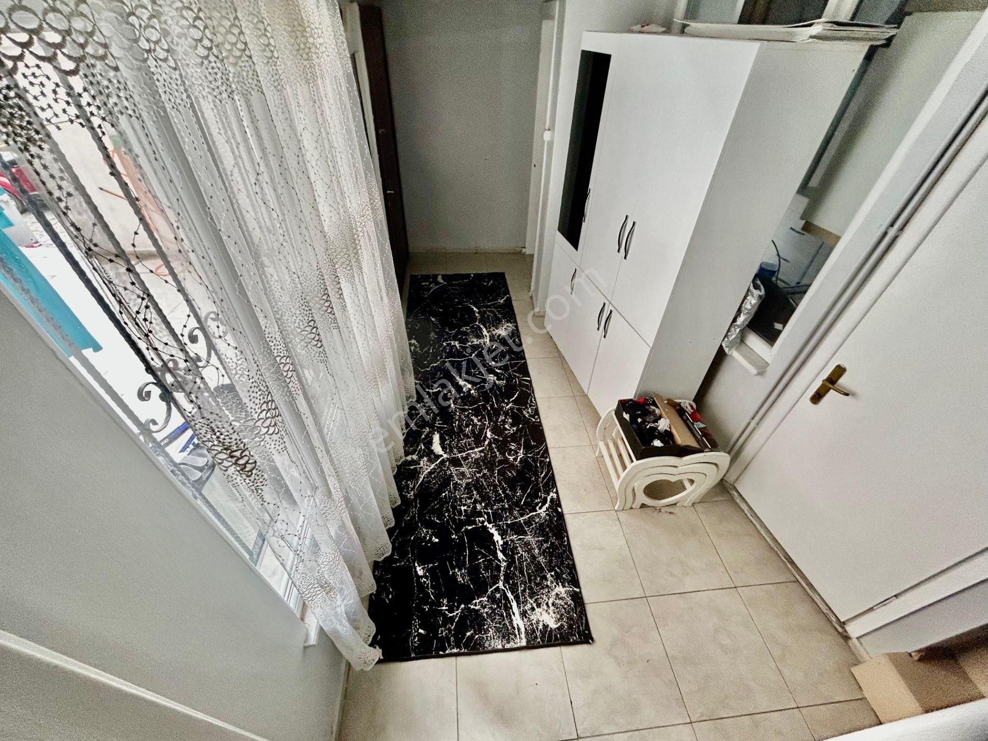 Yükselden Edremitte 'k.mutfak D.gazlı Ebv. Banyolu' 2+1 Satılık Müstakil Ev - Görsel 16