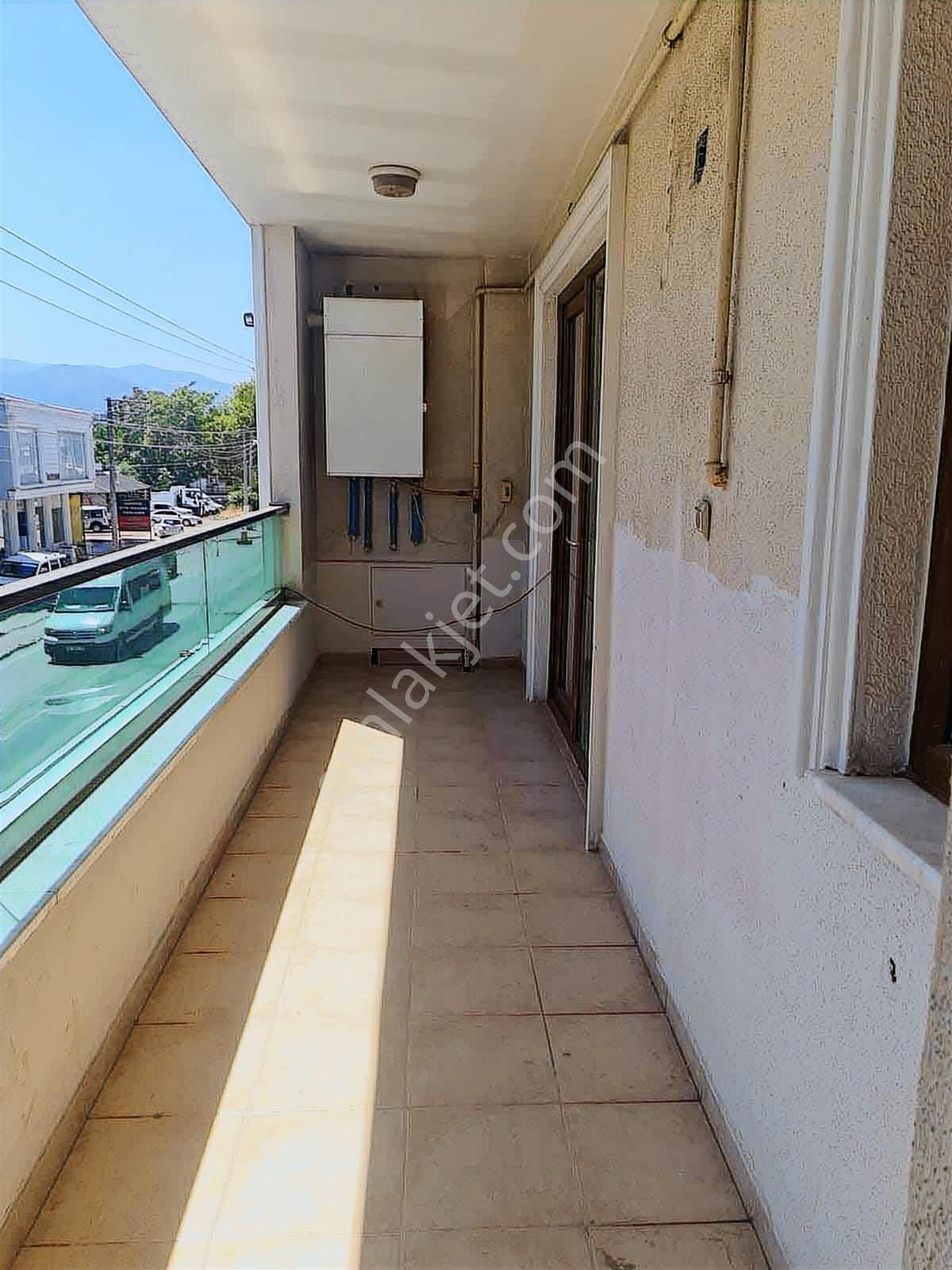 Yunuseli Merkezde Kiralık 3+1 Teraslı Daire - Görsel 5