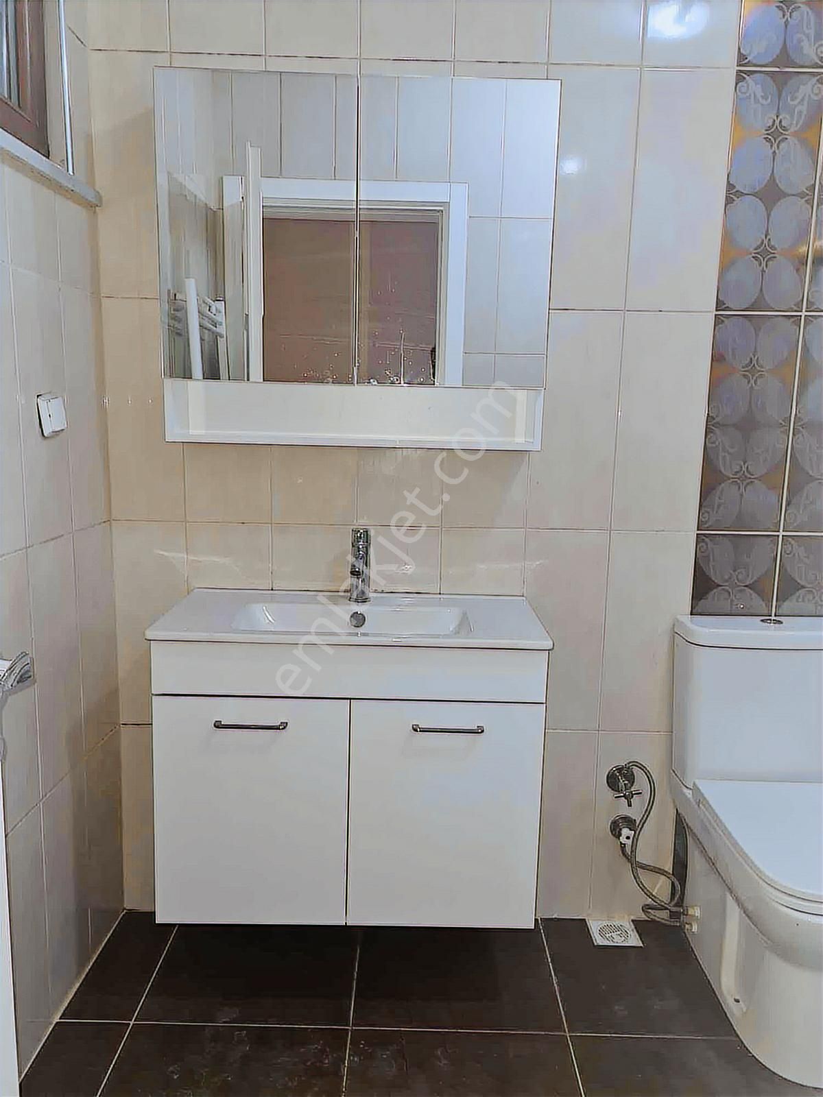 Yunuseli Merkezde Kiralık 3+1 Teraslı Daire - Görsel 16