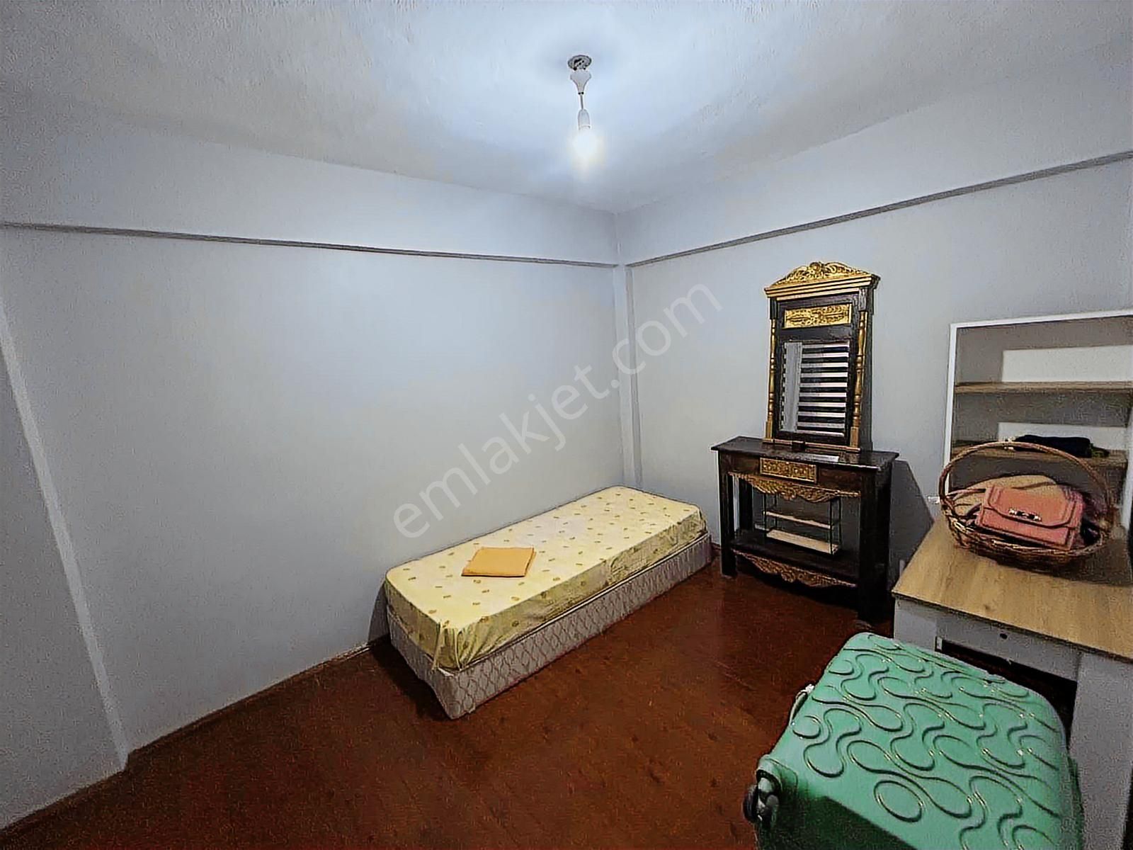 Kuşadası Camiatik Mahellesinde Deniz Manzaralı 3+1 Daire - Görsel 9