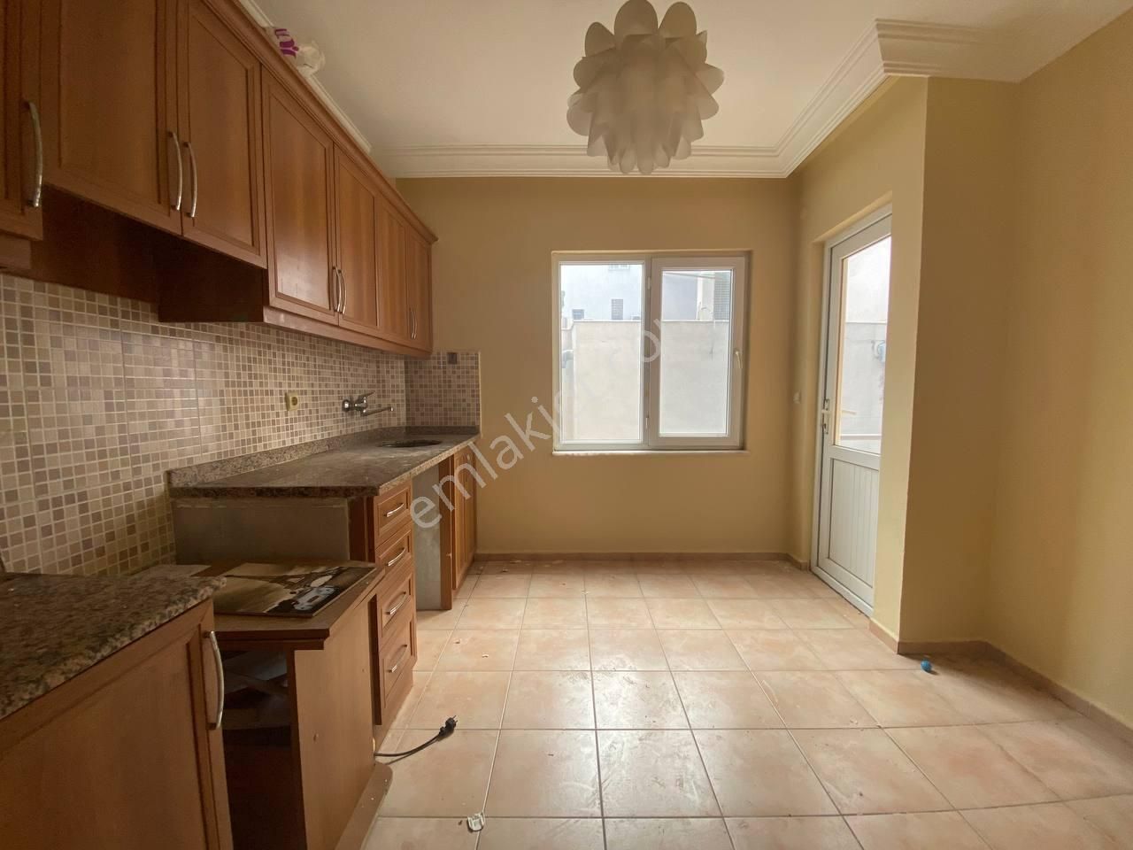 Alanya Merkez Flo Karşısı 1+1 Ayrı Mutfaklı 70 M2 Kiralık Daire - Görsel 9