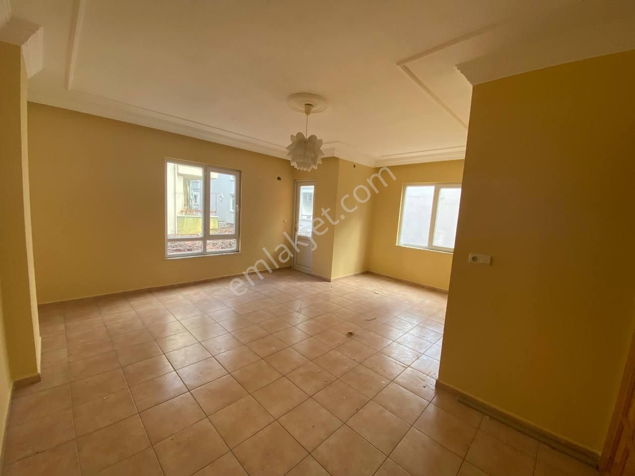 Alanya Merkez Flo Karşısı 1+1 Ayrı Mutfaklı 70 M2 Kiralık Daire - Görsel 3