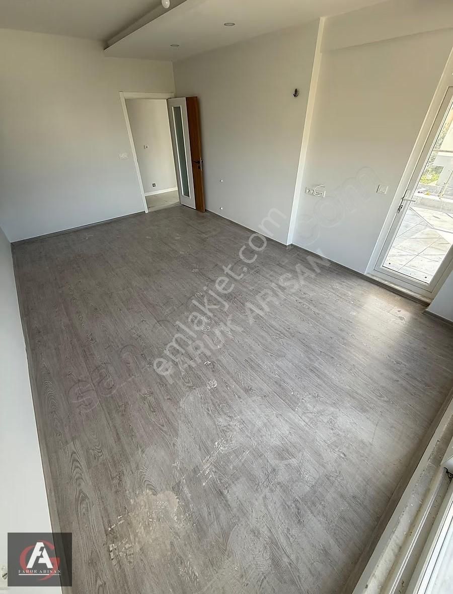 Faruk Arısan'dan Merkezi Konumlu Site İçinde Oturuma Hazır 2+1 - Görsel 10