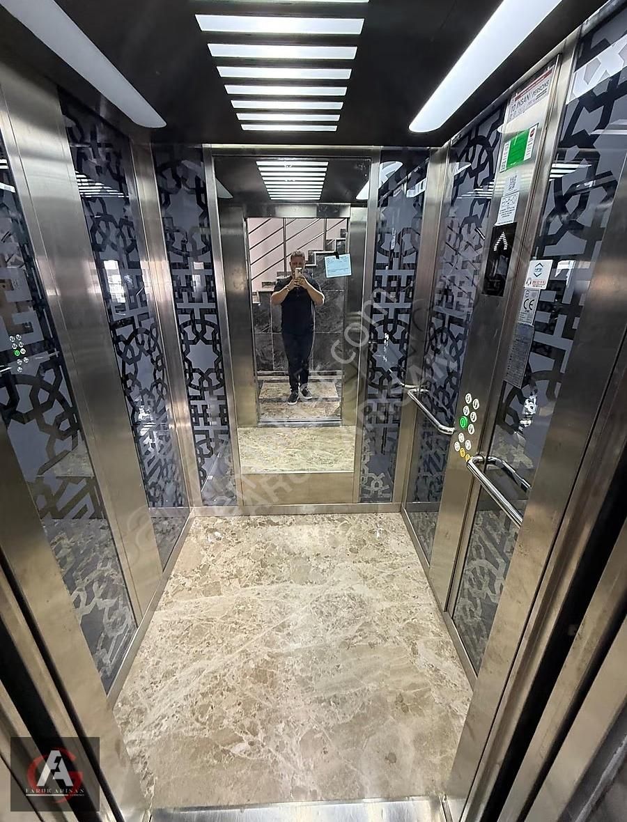 Faruk Arısan'dan Denize 0 Ve Deniz Manzaralı Çok Geniş Lüx 2+1 - Görsel 7