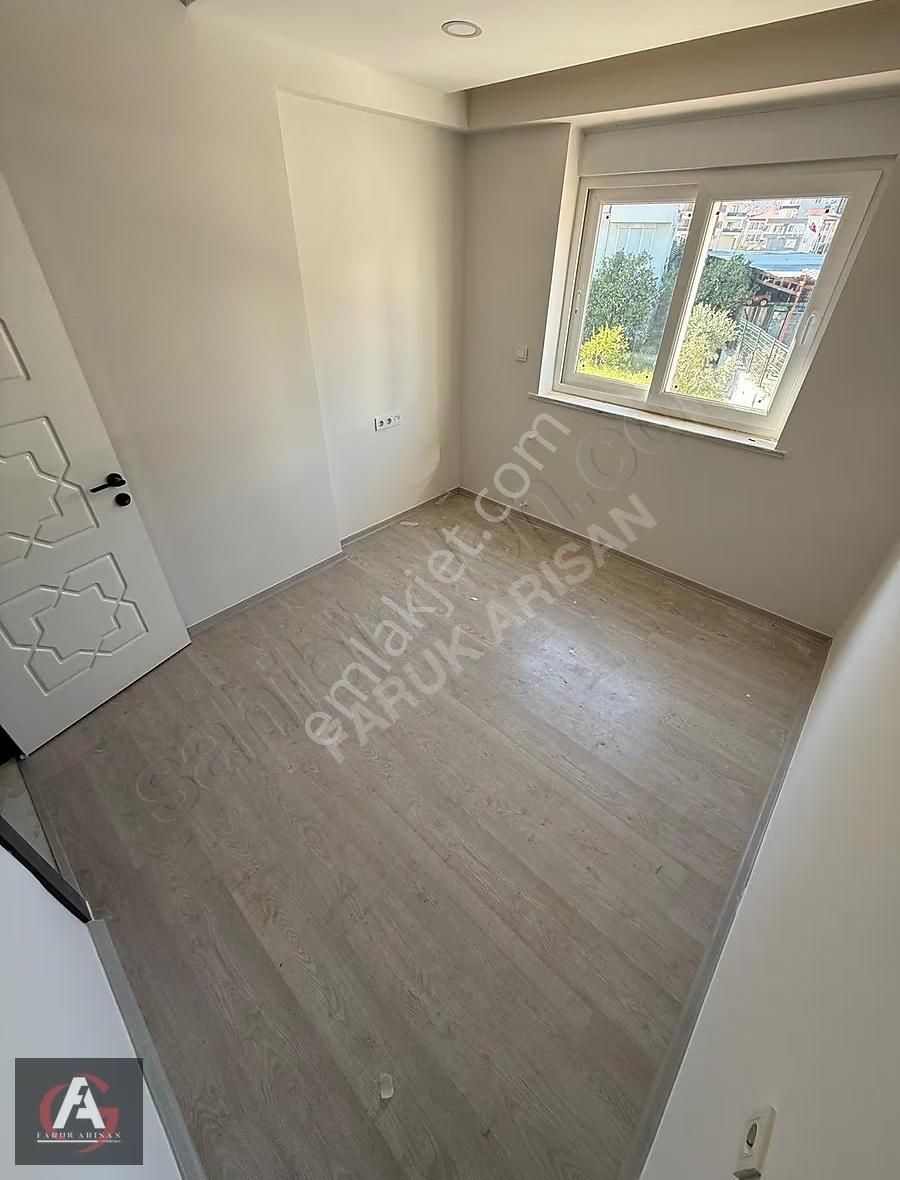 Faruk Arısan'dan Denize 0 Ve Deniz Manzaralı Çok Geniş Lüx 2+1 - Görsel 28