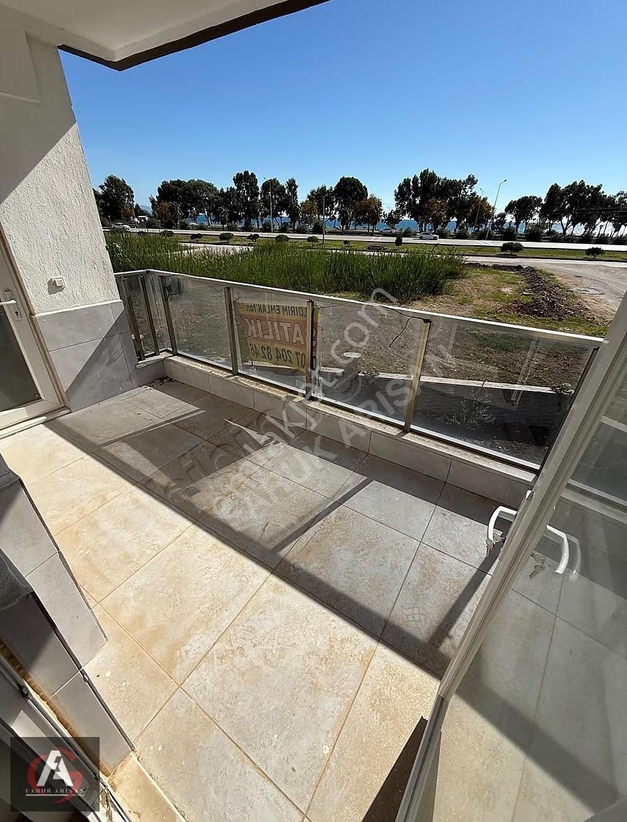 Faruk Arısan'dan Denize 0 Ve Deniz Manzaralı Çok Geniş Lüx 2+1 - Görsel 24