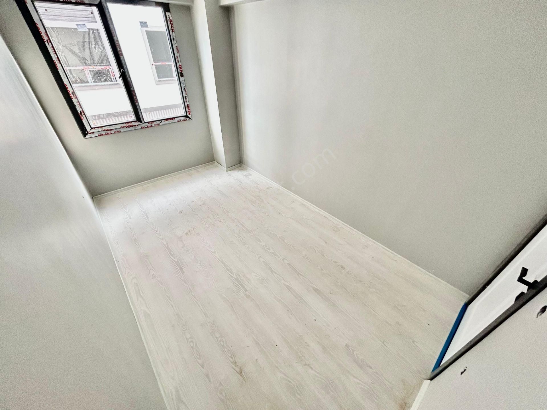Yüksel'den Kadıköy'de Ayrı Mutfak Ebv. Banyolu Arakat 3+1 Satılık Daire - Görsel 15