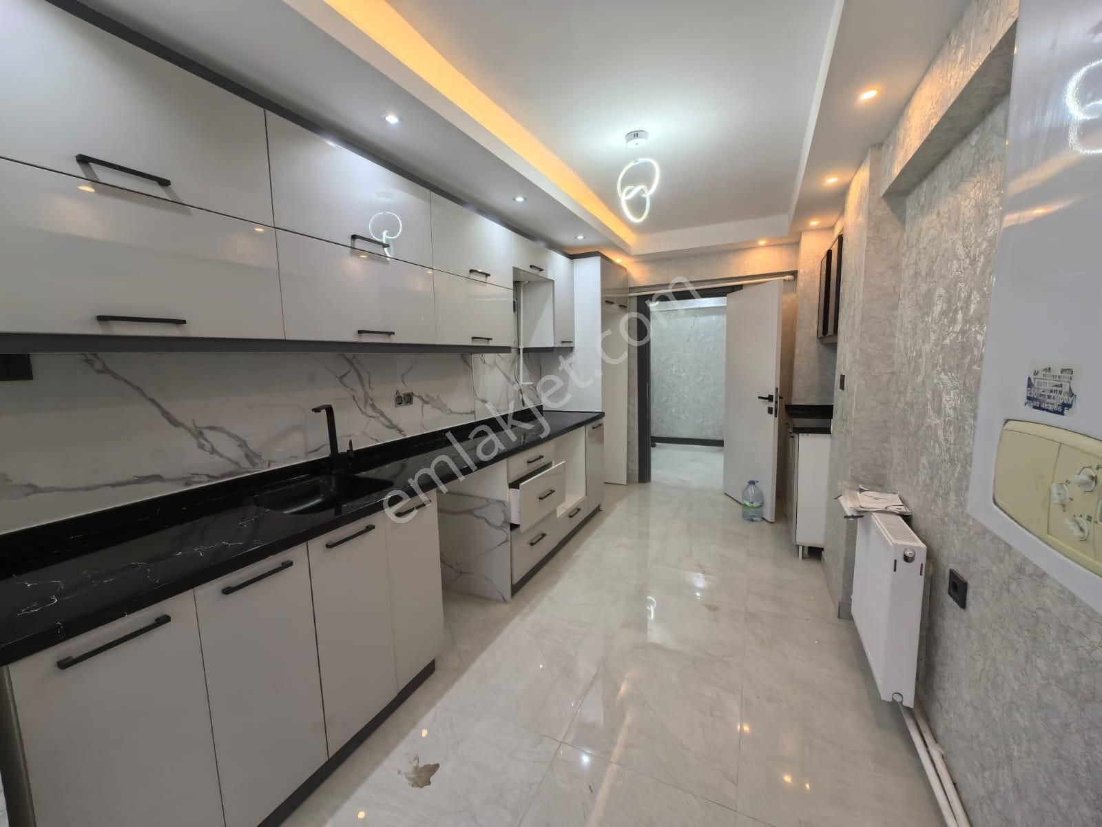 Bilgen Vatan'dan Eğitim Araştırma Hastahanesi Yakını Megalüks Yapılı Güney Batı 3+1 Satılık - Görsel 10