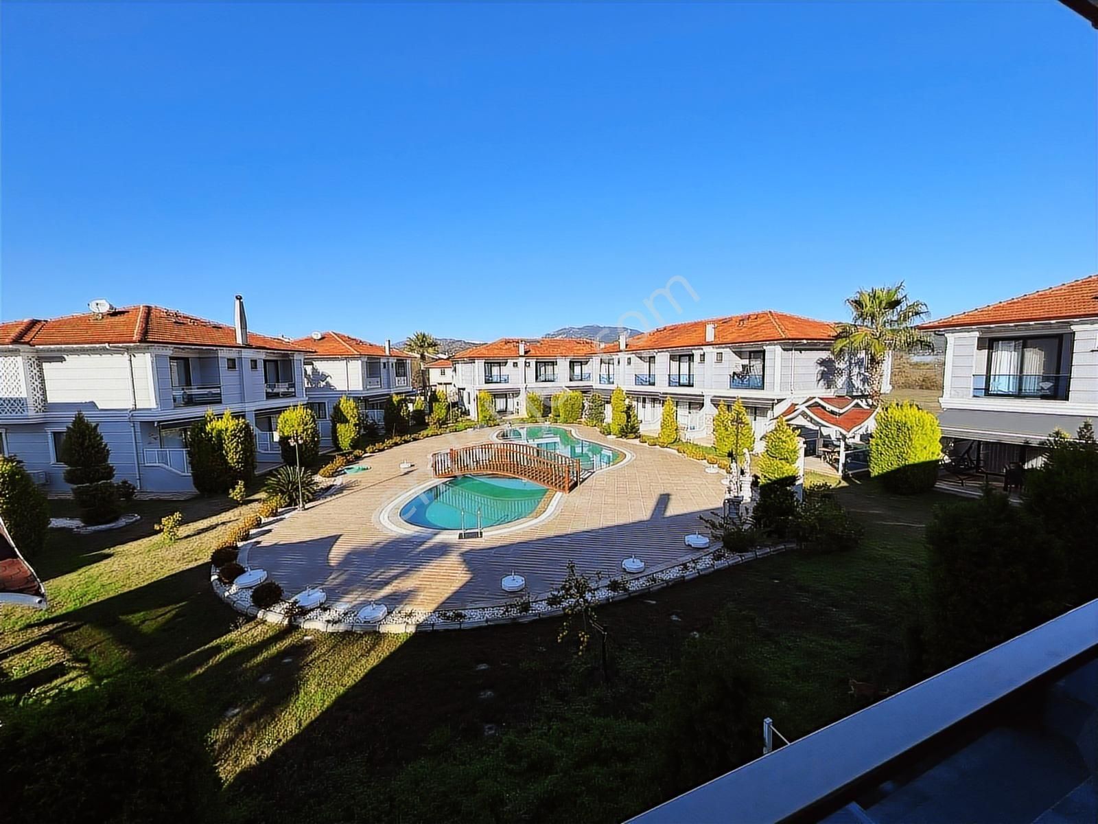 Dalaman'da Havuzlu Site İçinde 2+1 Eşyalı İkiz Villa - Görsel 11