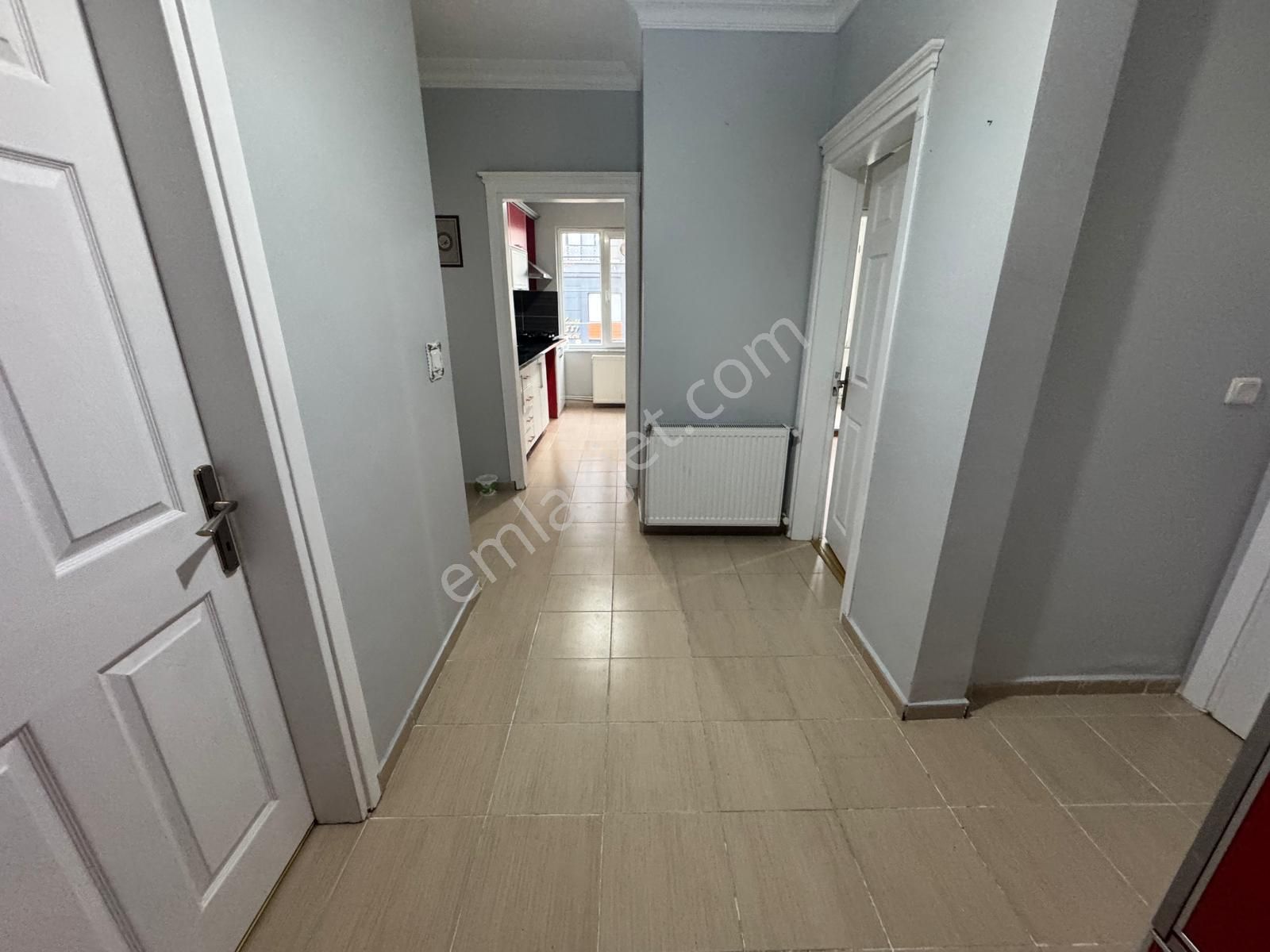 Edremit Gazicelal Mah Kiralık Ön Cephe Doğalgazlı 3+1 Daire - Görsel 11