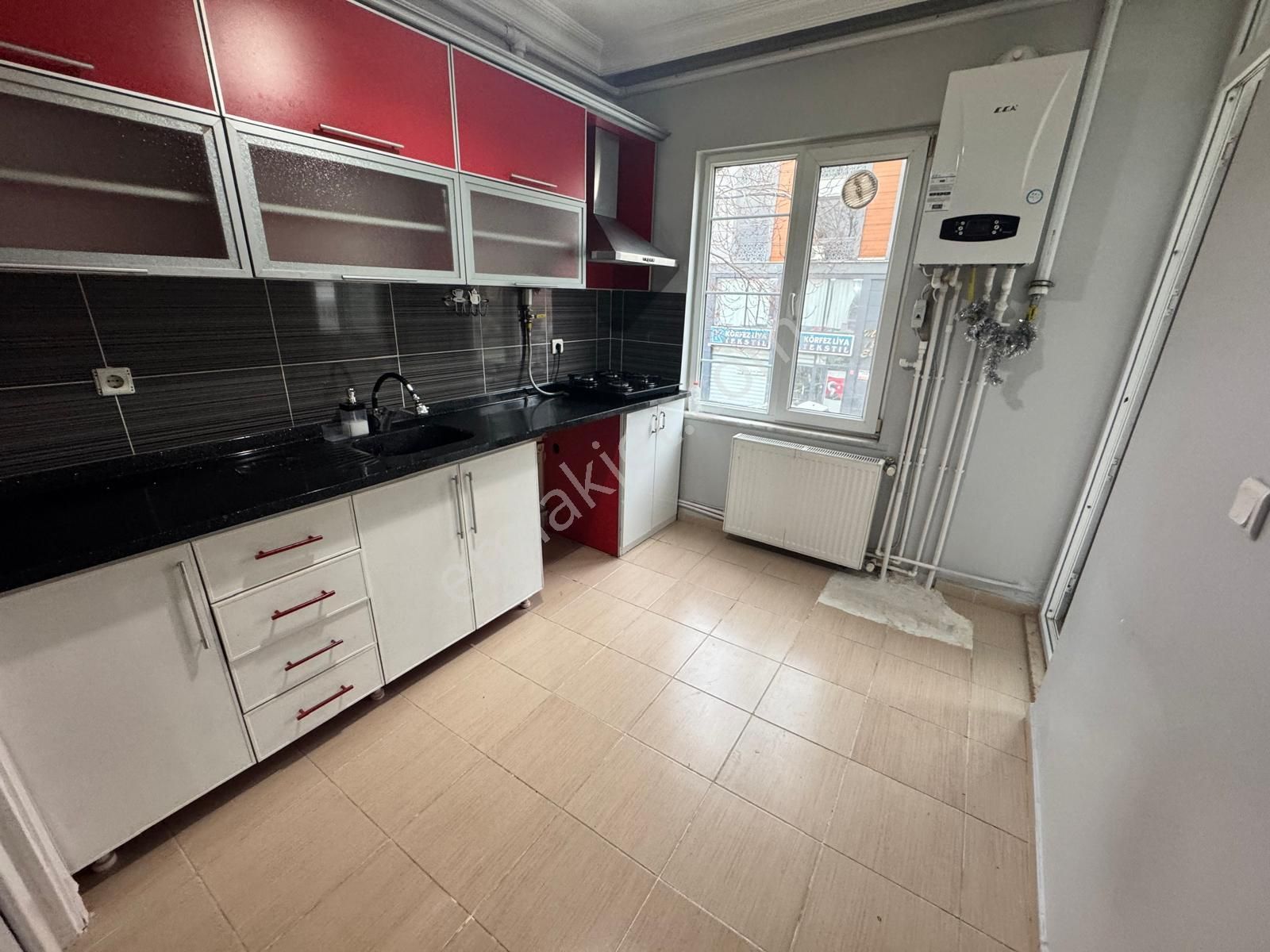 Edremit Gazicelal Mah Kiralık Ön Cephe Doğalgazlı 3+1 Daire - Görsel 22