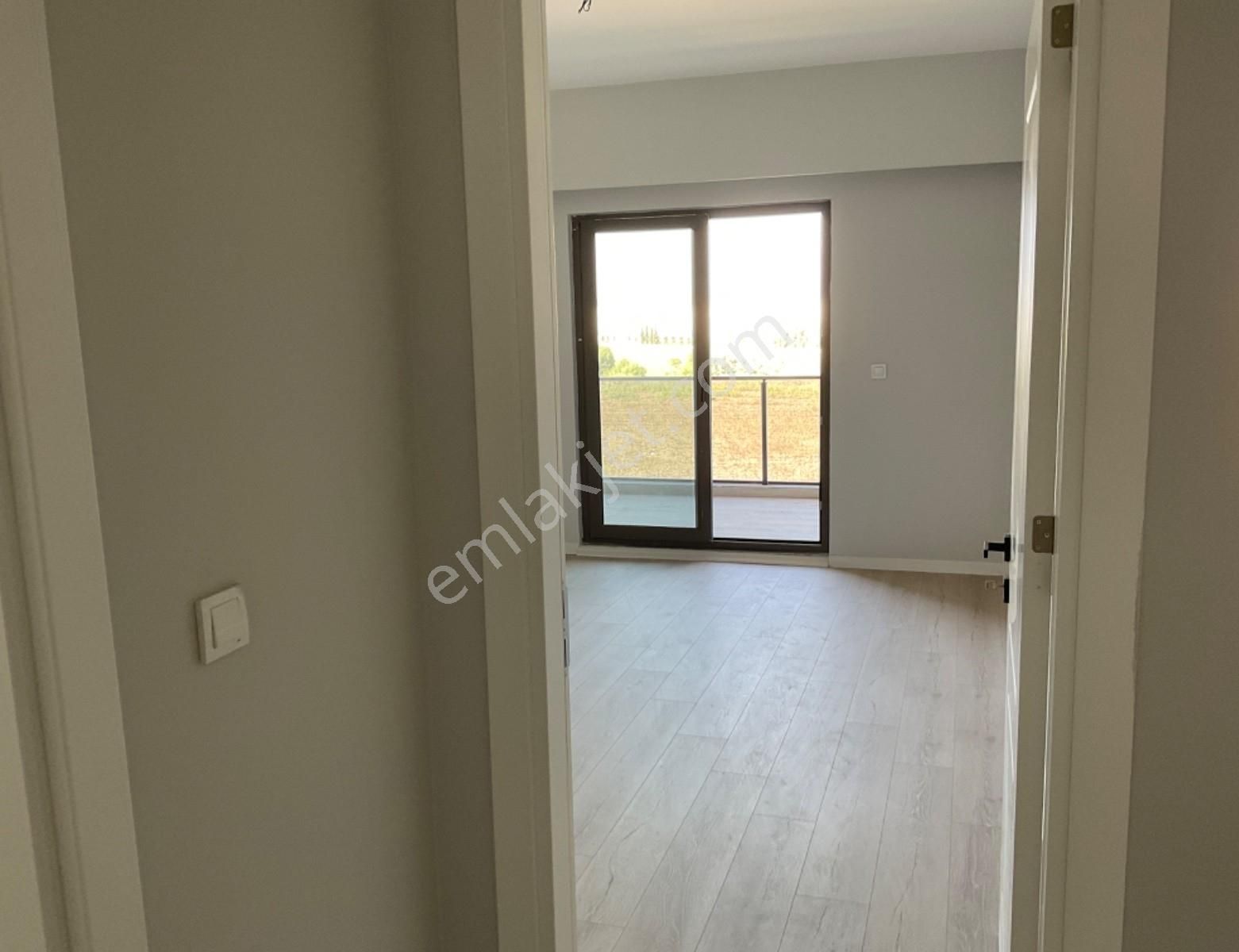 Özlüce Bulvarında Arakat 1+1 Geniş Satılık Daire - Görsel 7