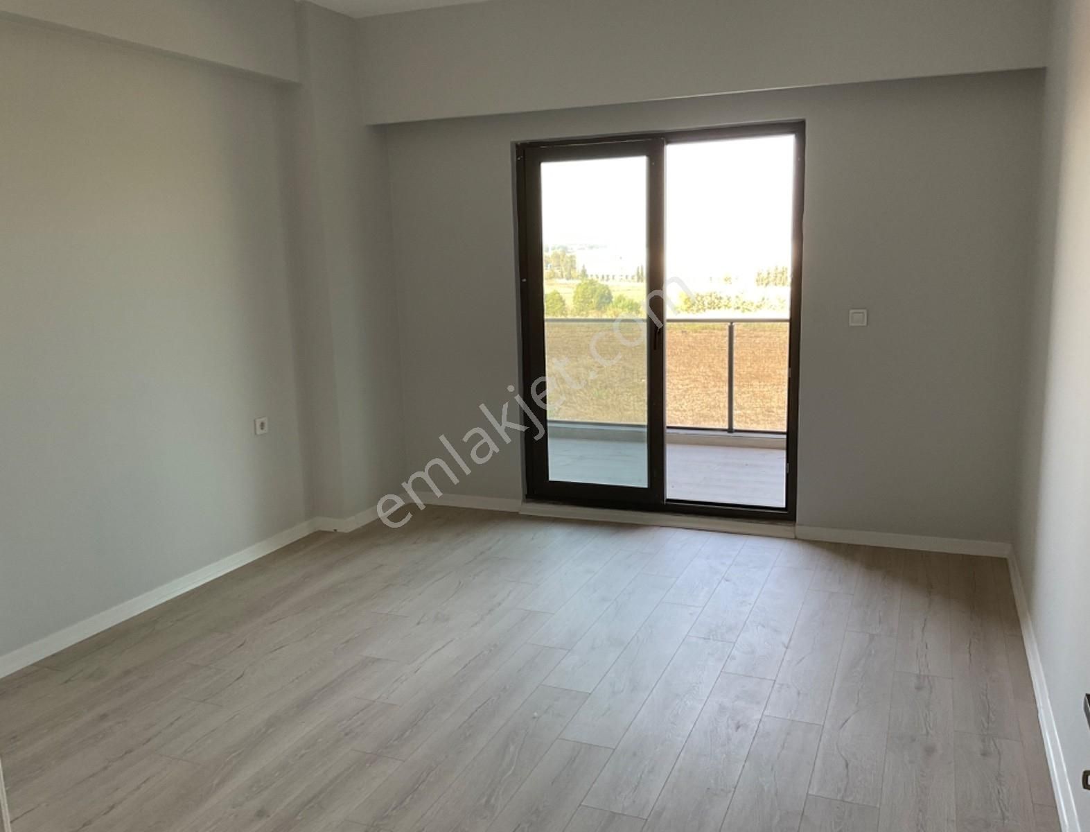 Özlüce Bulvarında Arakat 1+1 Geniş Satılık Daire - Görsel 9