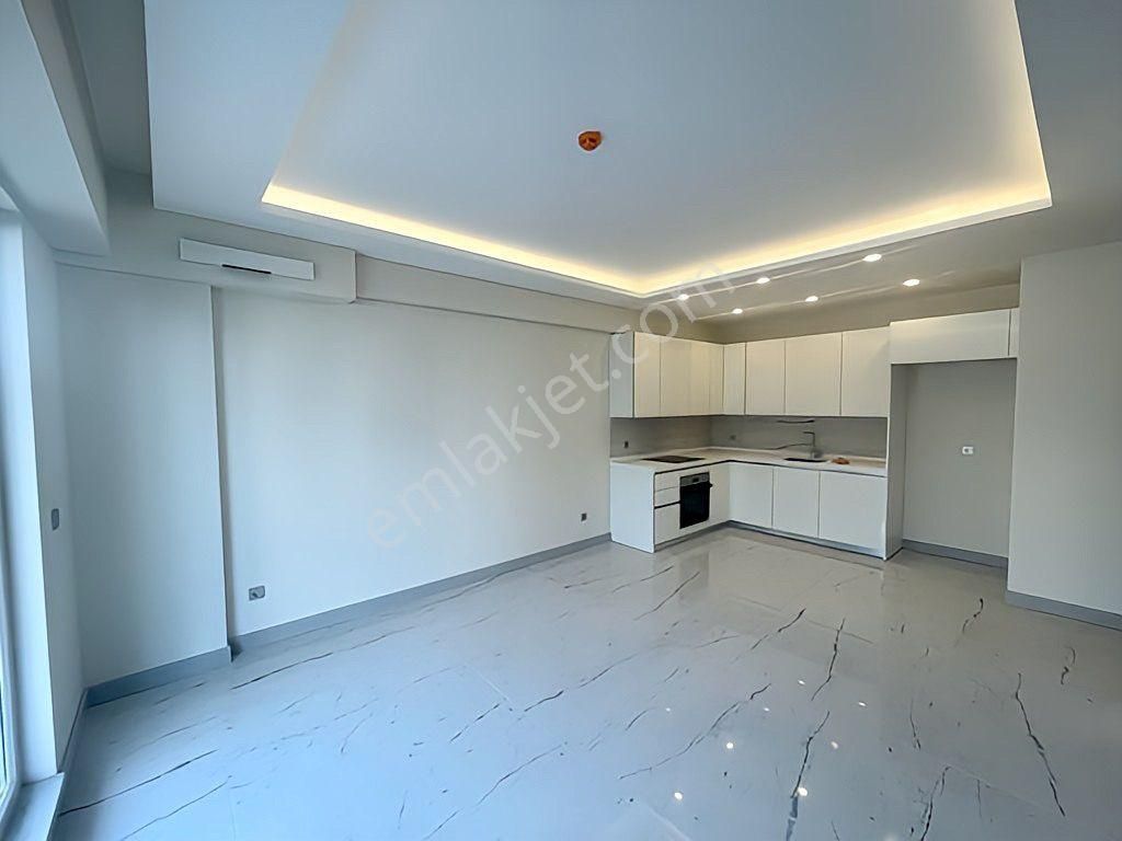 Seeworld Sinpaş Metrolife 2+1 130m2 Boş Bahçe Katı Satılık - Görsel 4