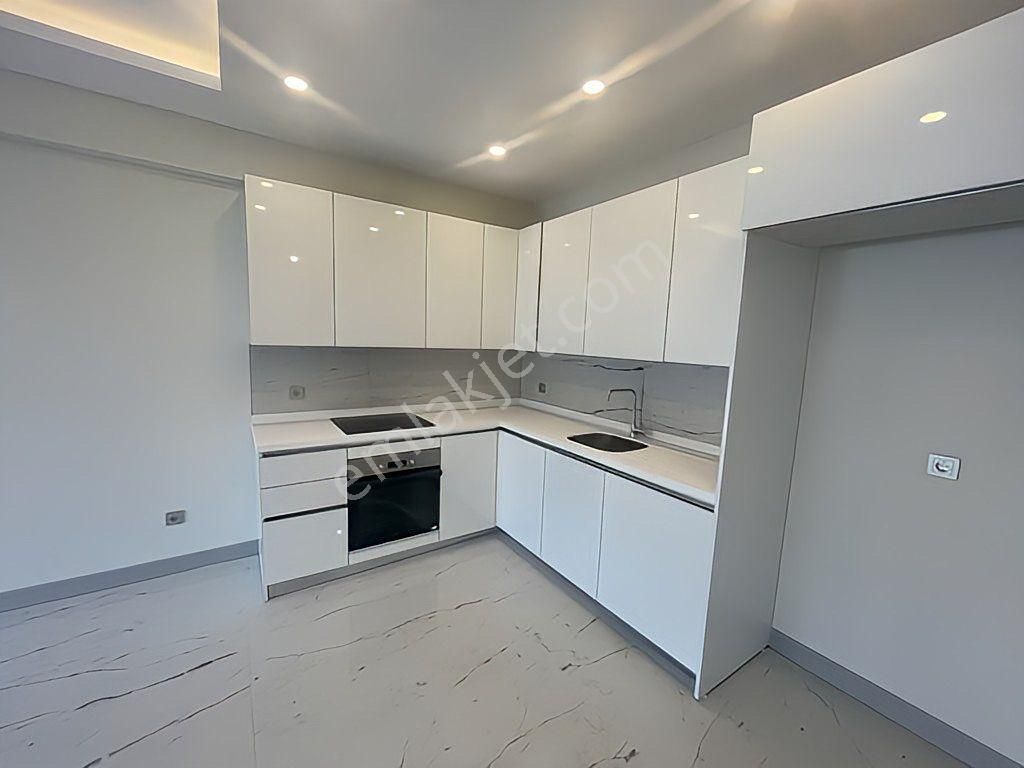 Seeworld Sinpaş Metrolife 2+1 130m2 Boş Bahçe Katı Satılık - Görsel 9