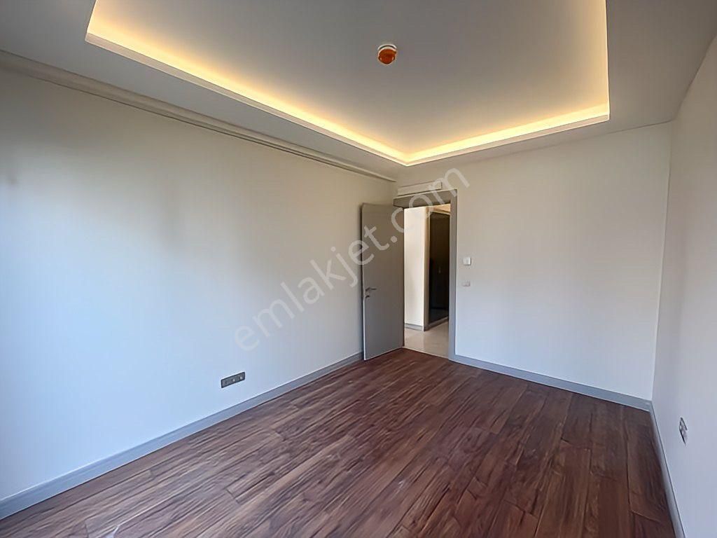 Seeworld Sinpaş Metrolife 2+1 130m2 Boş Bahçe Katı Satılık - Görsel 8