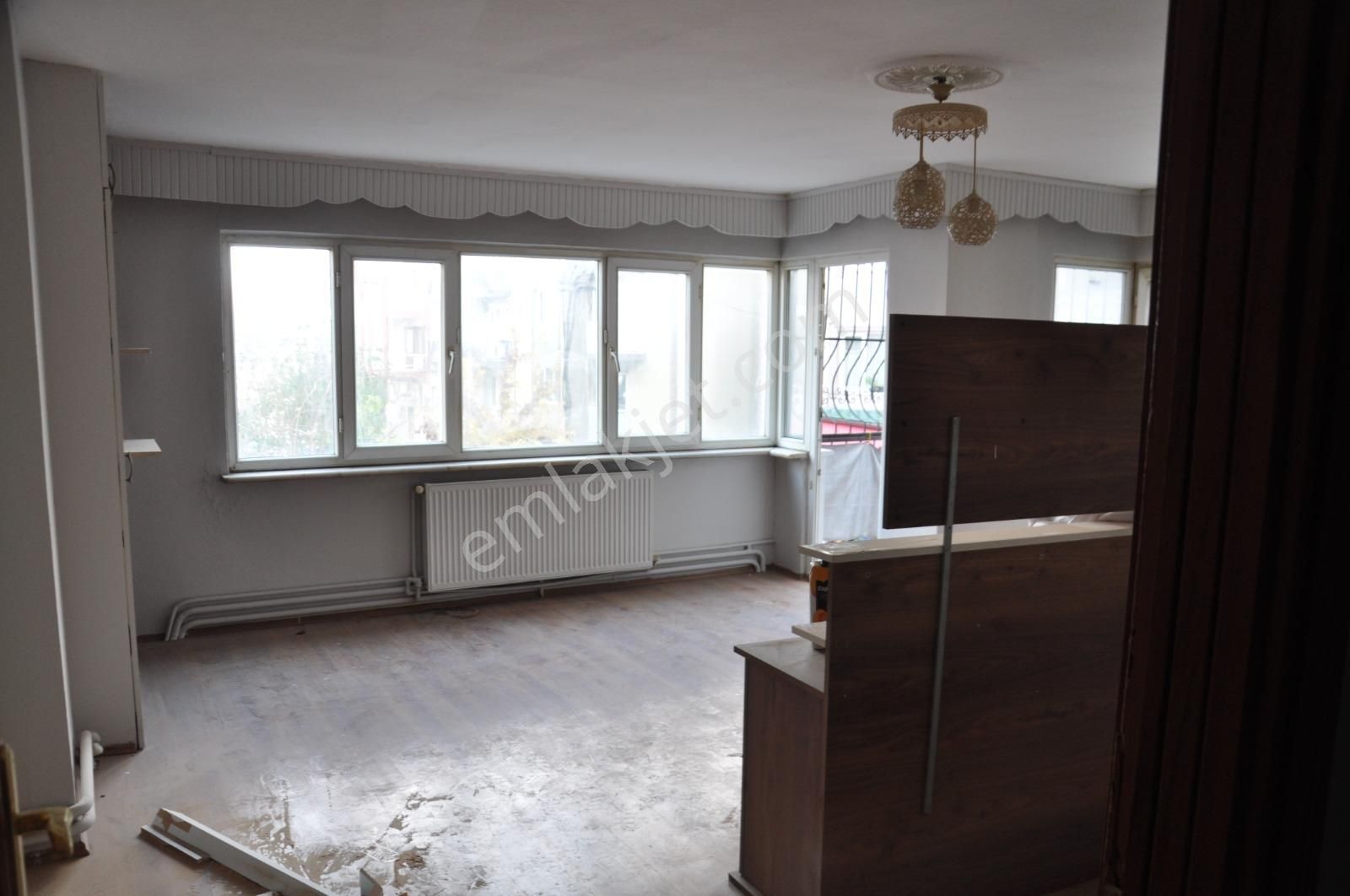 Çekirge Mahallesi Selvili Cadde Üstü 2+1 Kiralık Daire - Görsel 30