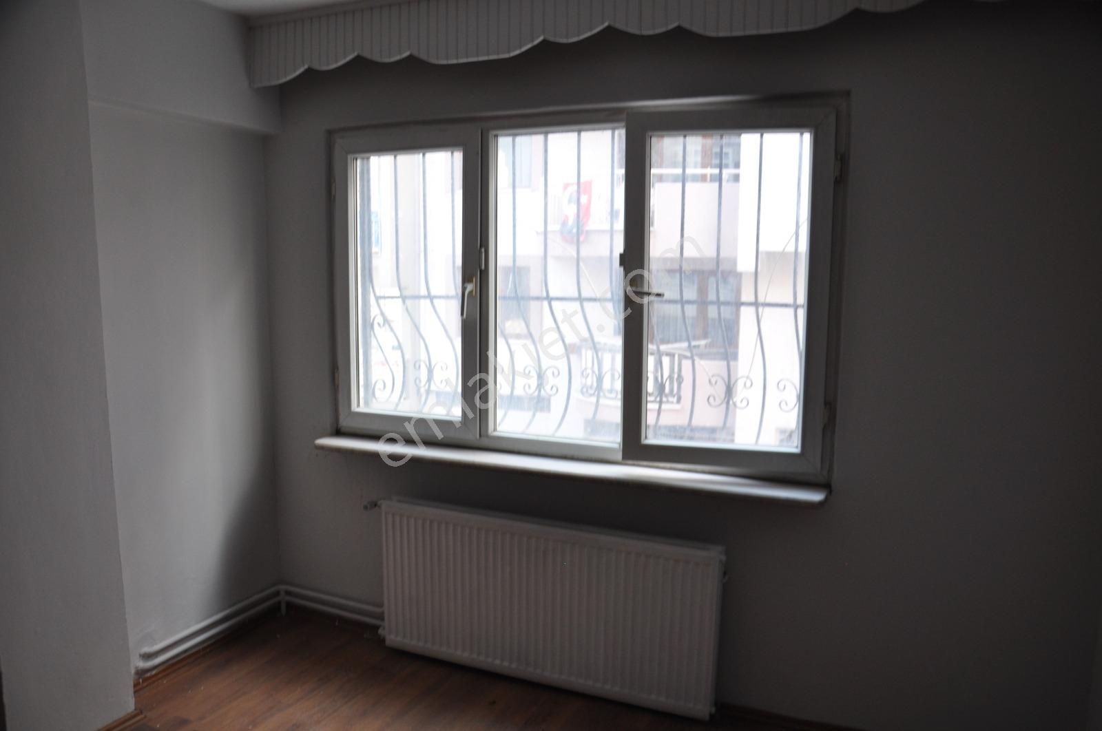 Çekirge Mahallesi Selvili Cadde Üstü 2+1 Kiralık Daire - Görsel 13