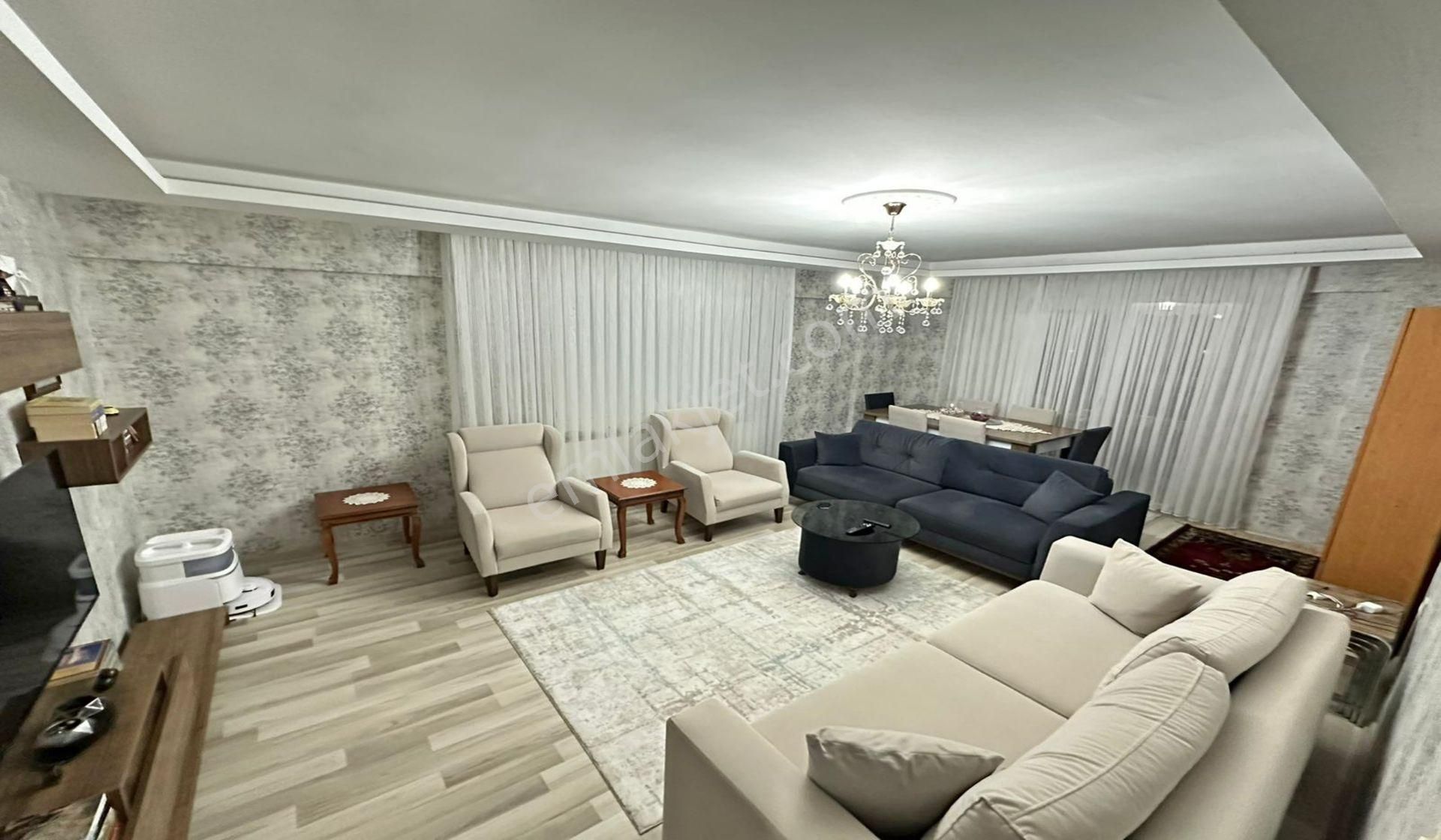 Karakayada Site Konseptinde Teras Balkonlu Katta 3+1 Yeni Bina - Görsel 15