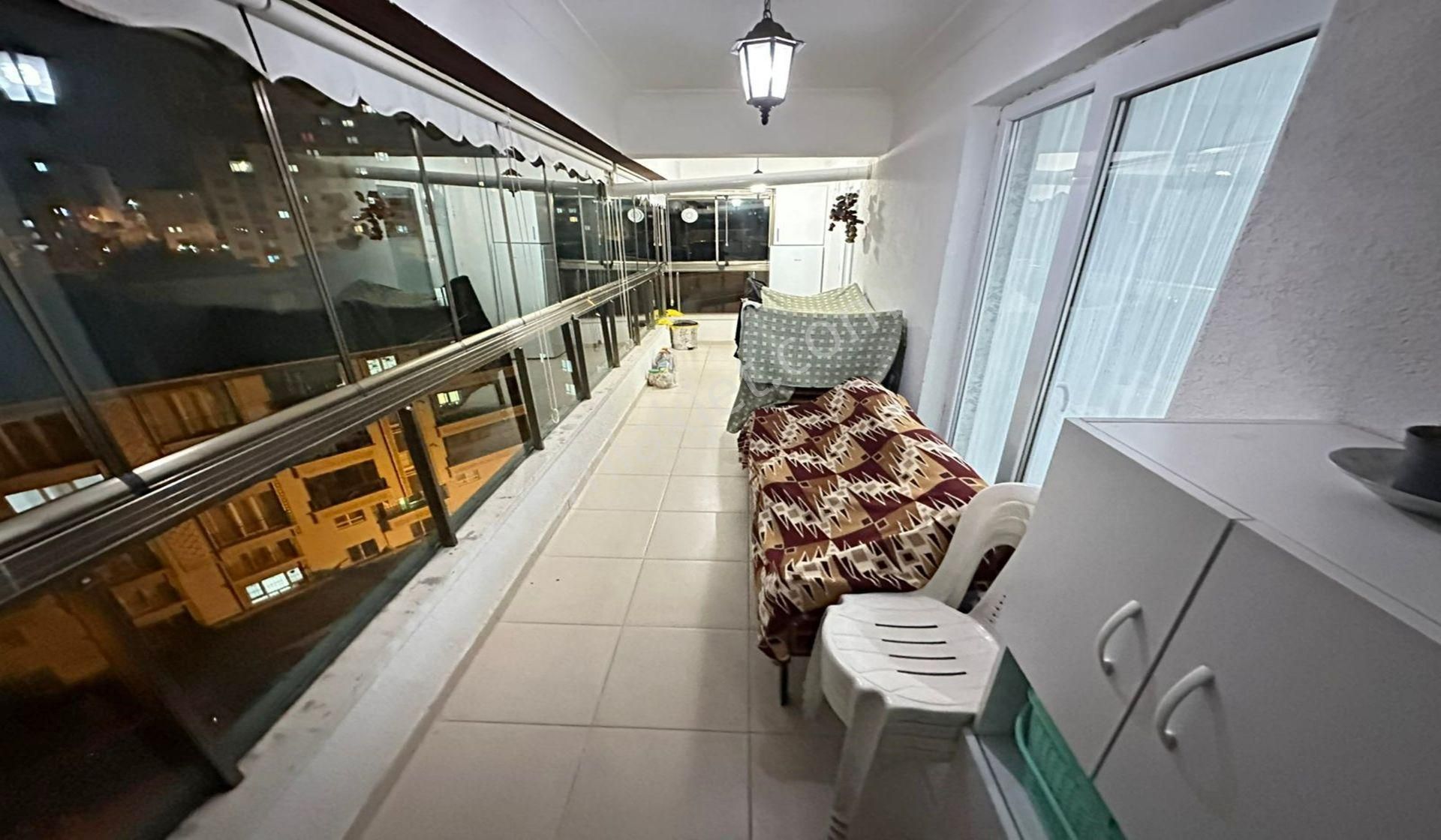 Karakayada Site Konseptinde Teras Balkonlu Katta 3+1 Yeni Bina - Görsel 10