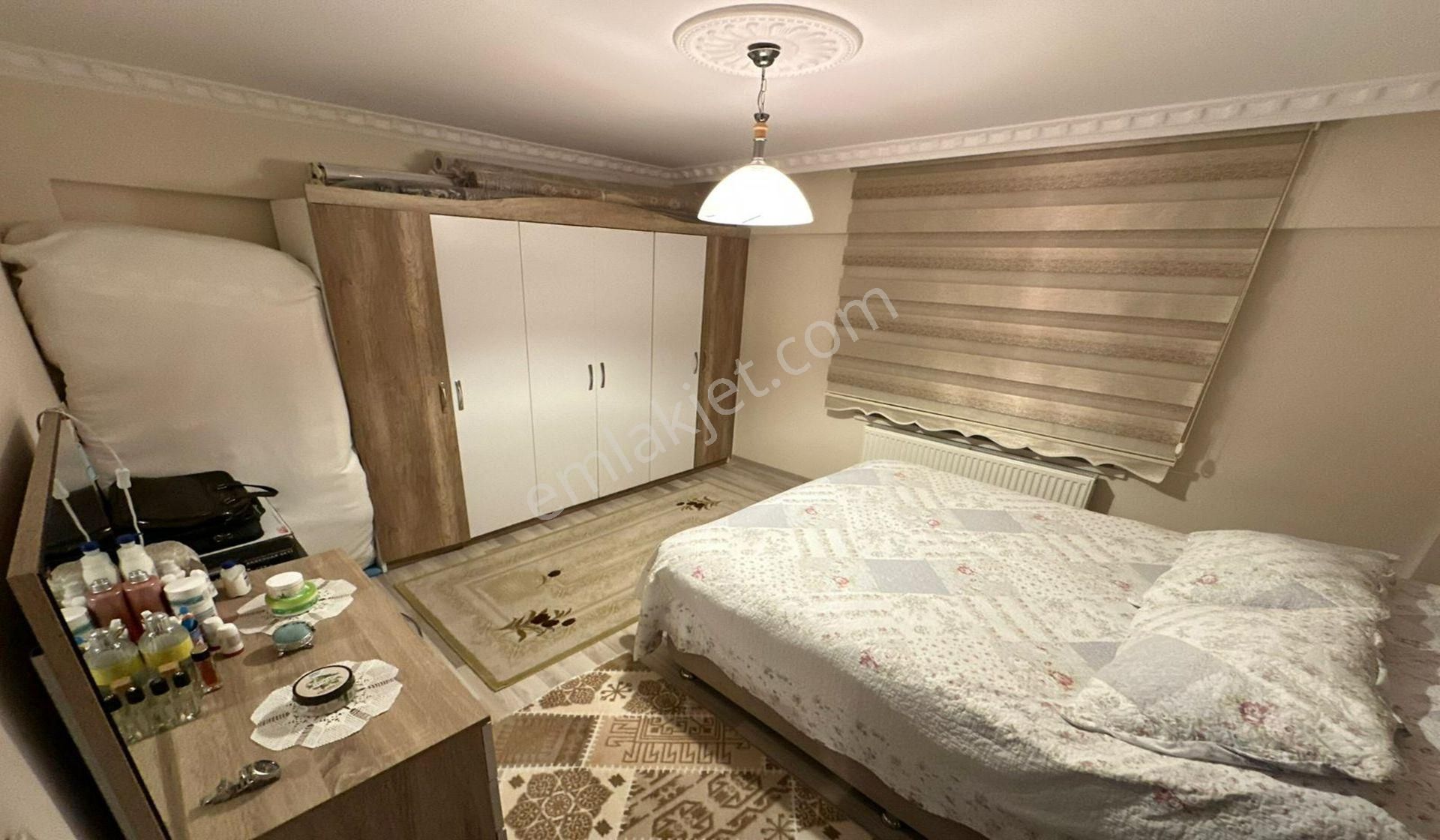 Karakayada Site Konseptinde Teras Balkonlu Katta 3+1 Yeni Bina - Görsel 25