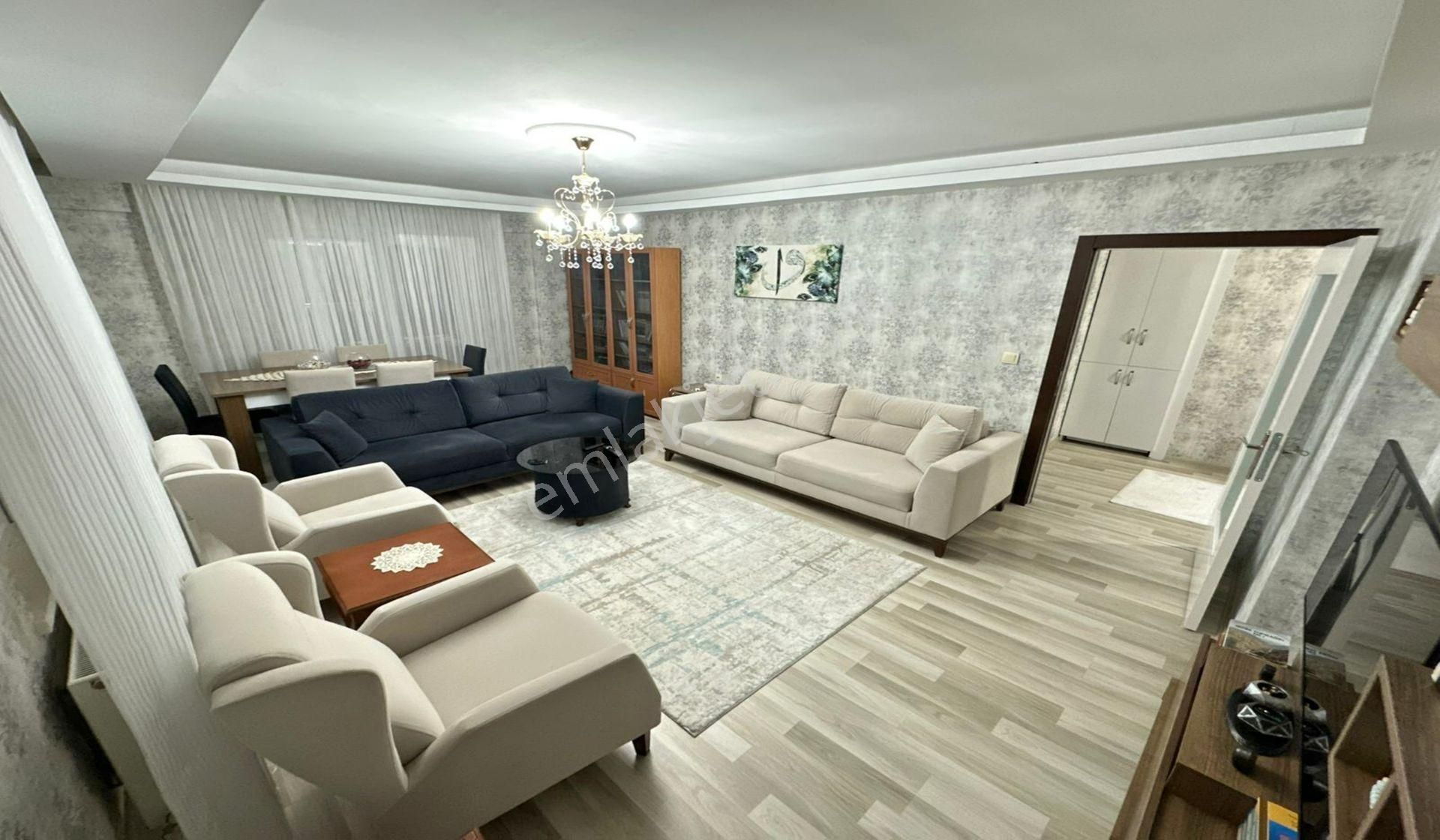 Karakayada Site Konseptinde Teras Balkonlu Katta 3+1 Yeni Bina - Görsel 18