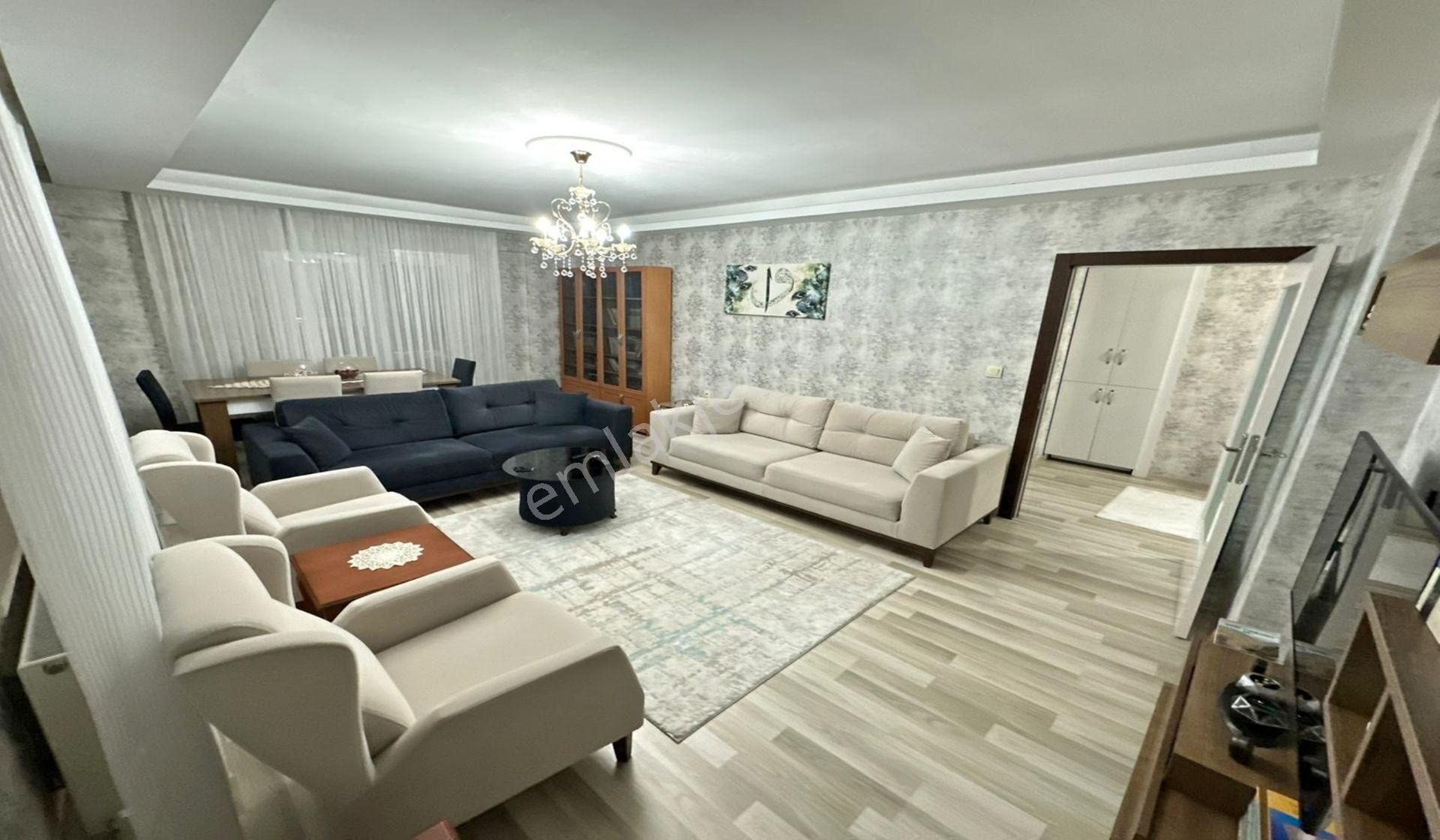 Karakayada Site Konseptinde Teras Balkonlu Katta 3+1 Yeni Bina - Görsel 16