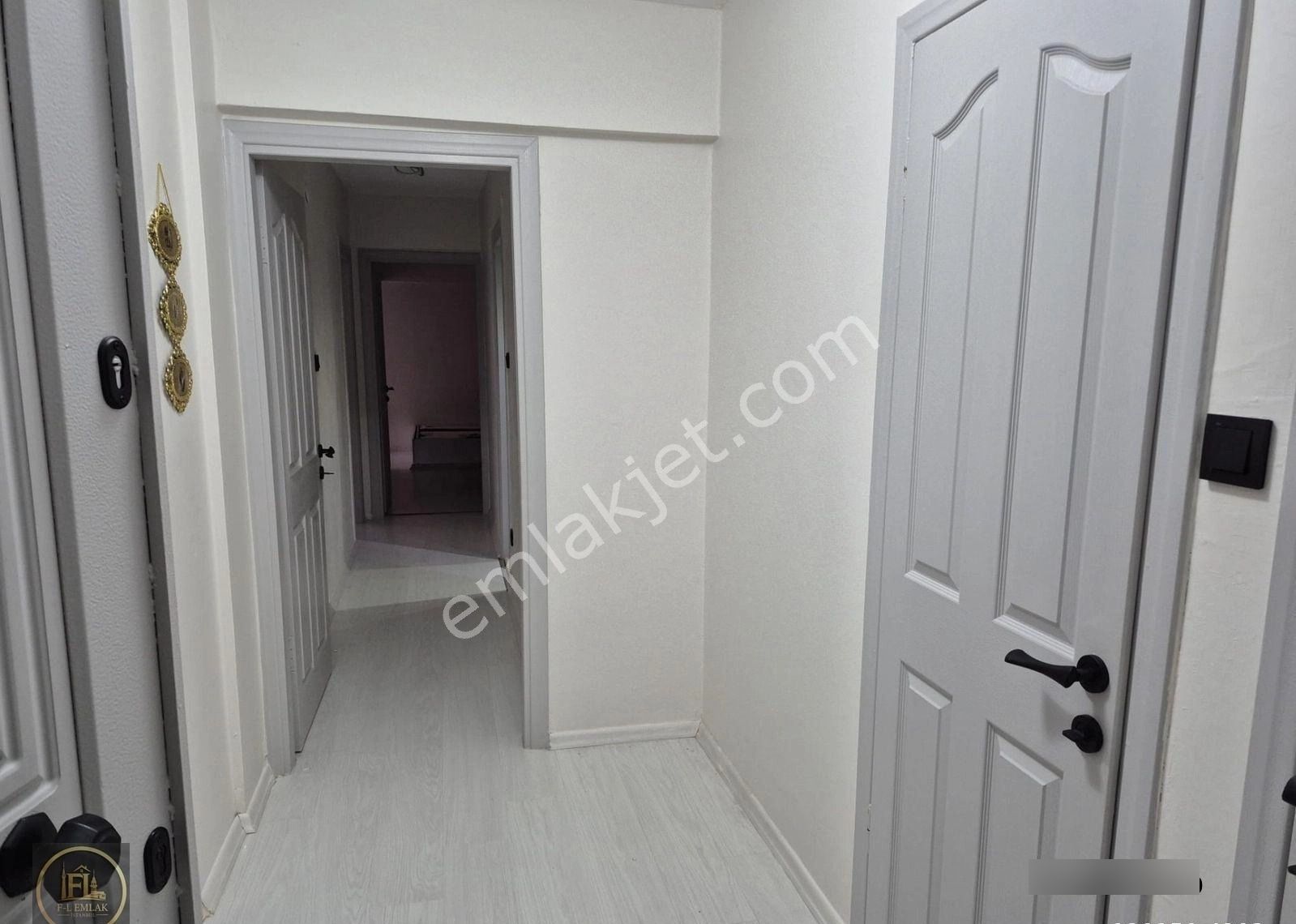 F-l Emlaktan Ümraniye Çarşıda 1. Kat Bakımlı Daire - Görsel 15