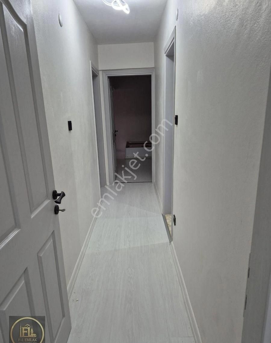 F-l Emlaktan Ümraniye Çarşıda 1. Kat Bakımlı Daire - Görsel 22