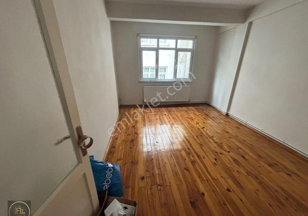 F-l Emlaktan Emaar Avm Ünalan Metro Yakını Geniş 1+1 - Görsel 27