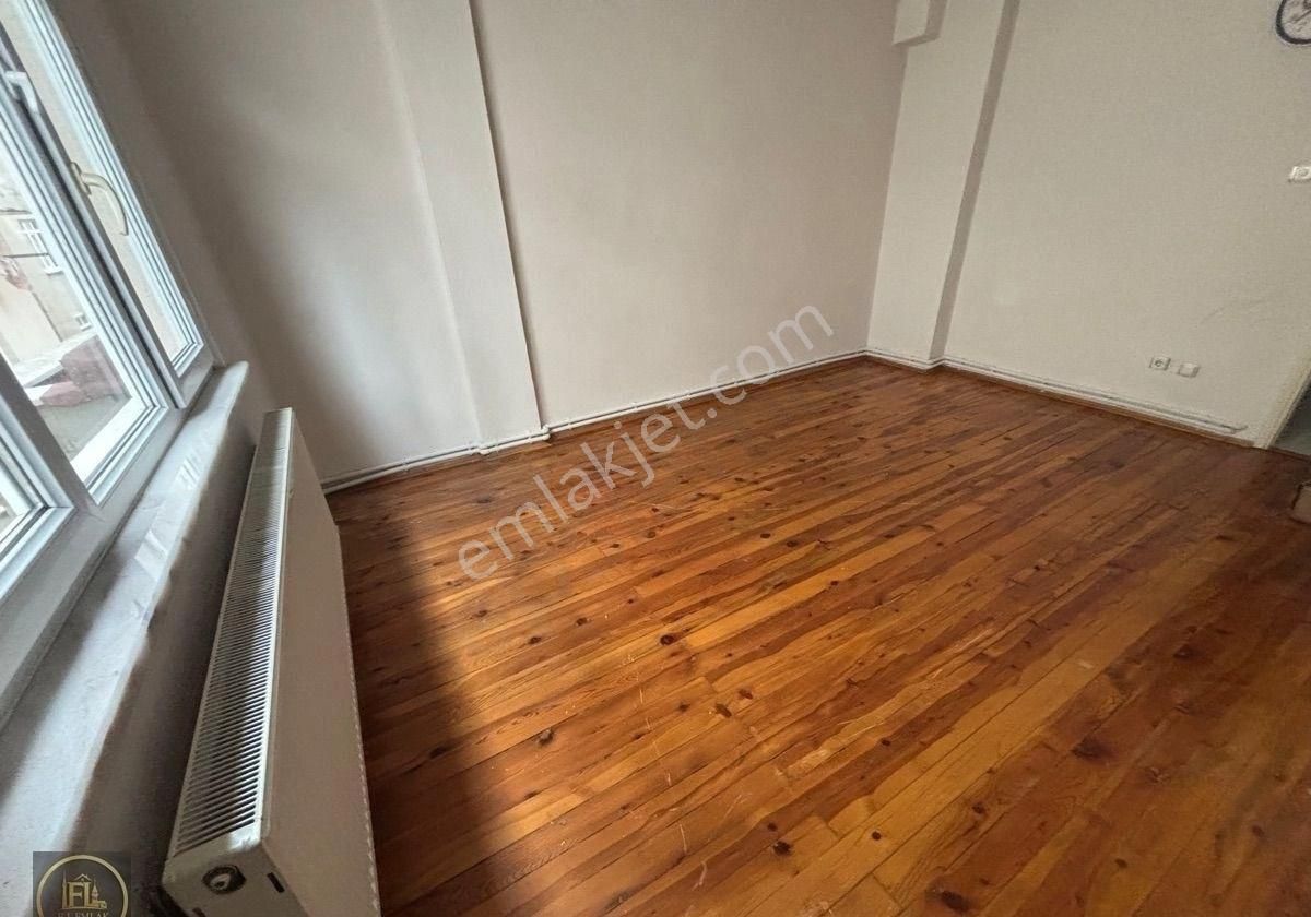 F-l Emlaktan Emaar Avm Ünalan Metro Yakını Geniş 1+1 - Görsel 8