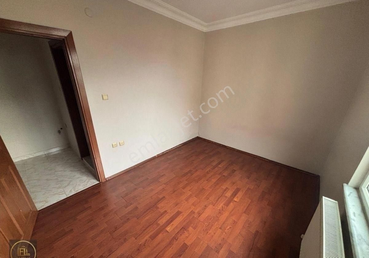 F-l Emlaktan Bulgurlu Metro Yakını Geniş 3+1 Aileye Uygun - Görsel 8