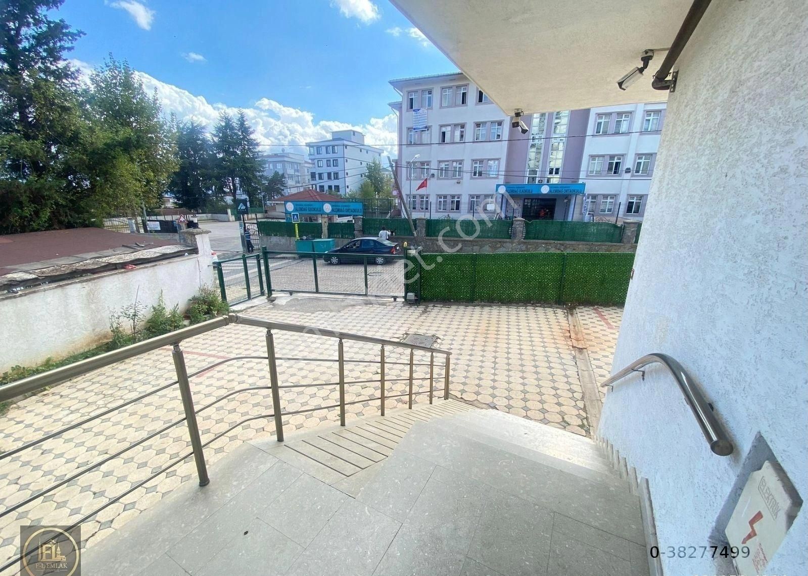 F-l Emlaktan Çekmeköy Alemdağ Mah İlim Cad. 2+1 Genç Bina - Görsel 12