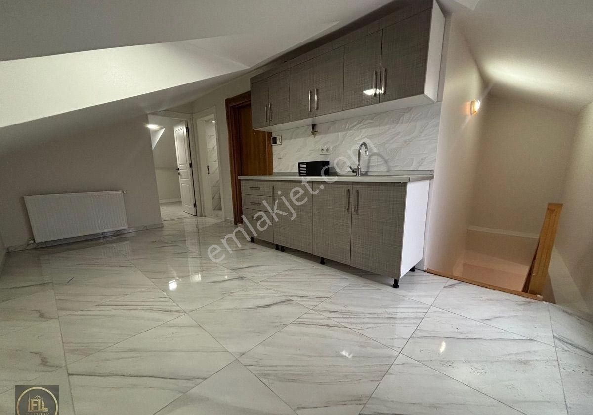 F-l Emlaktan Örnek Merkez Yakını 3+2 Geniş Dublex Daire - Görsel 16