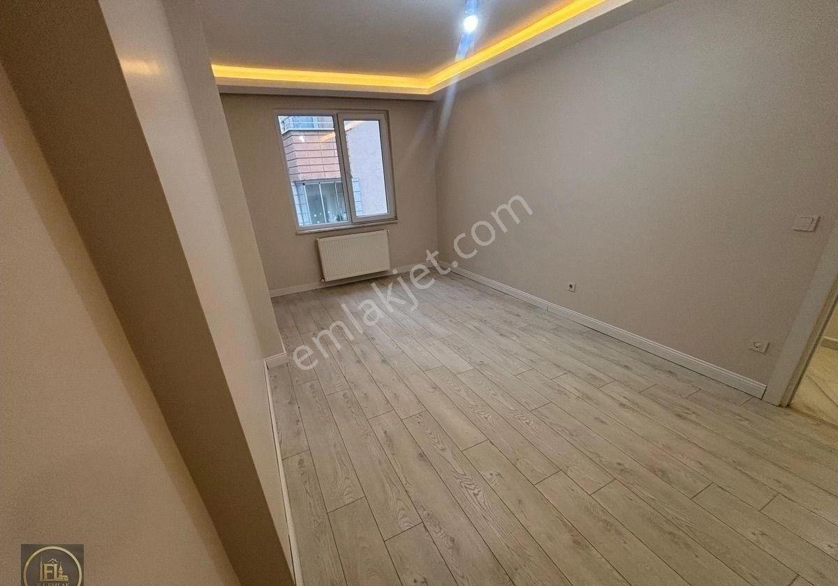 F-l Emlaktan Örnek Merkez Yakını 3+2 Geniş Dublex Daire - Görsel 21