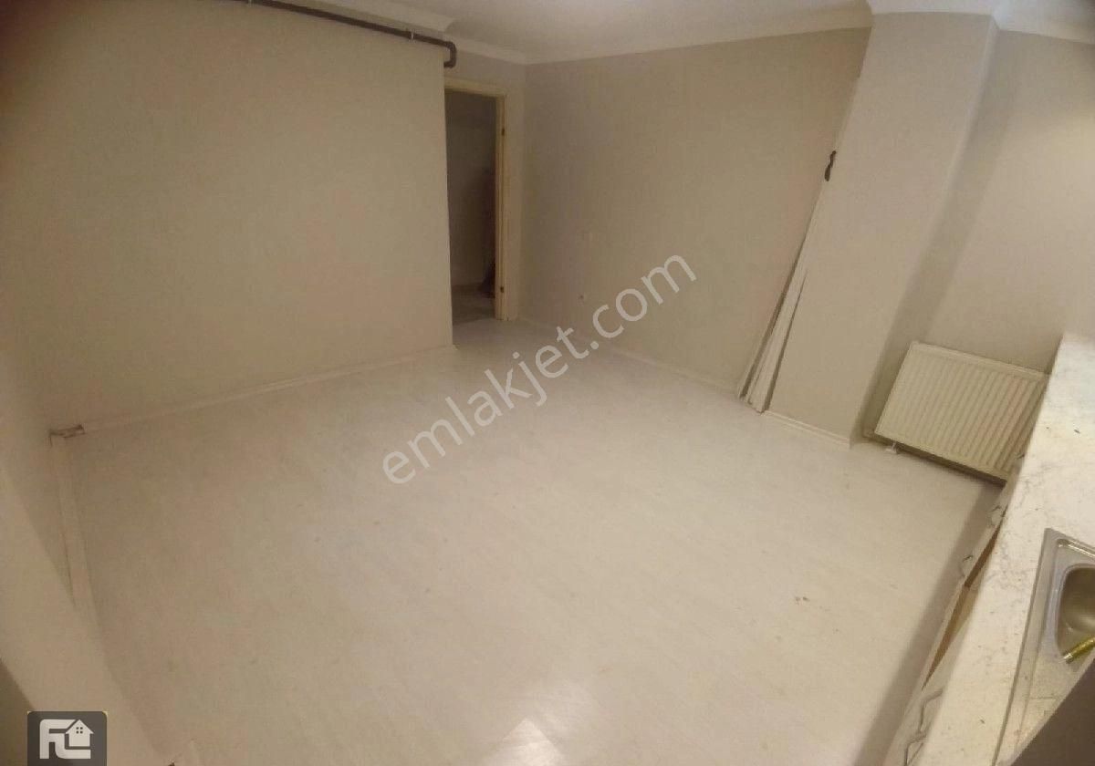 F-l Emlaktan Emaar Avm Libadiye Yakını Y.giriş İçi Yapılı 2+1 - Görsel 7