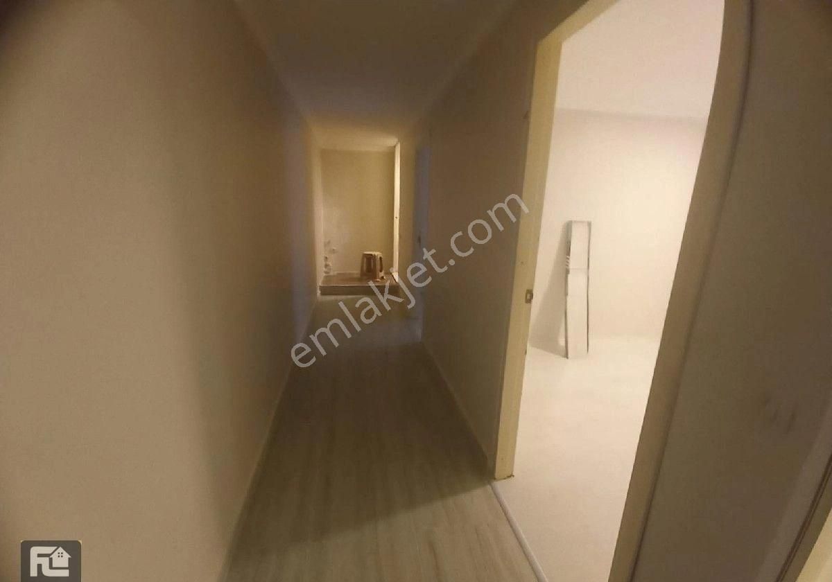 F-l Emlaktan Emaar Avm Libadiye Yakını Y.giriş İçi Yapılı 2+1 - Görsel 20