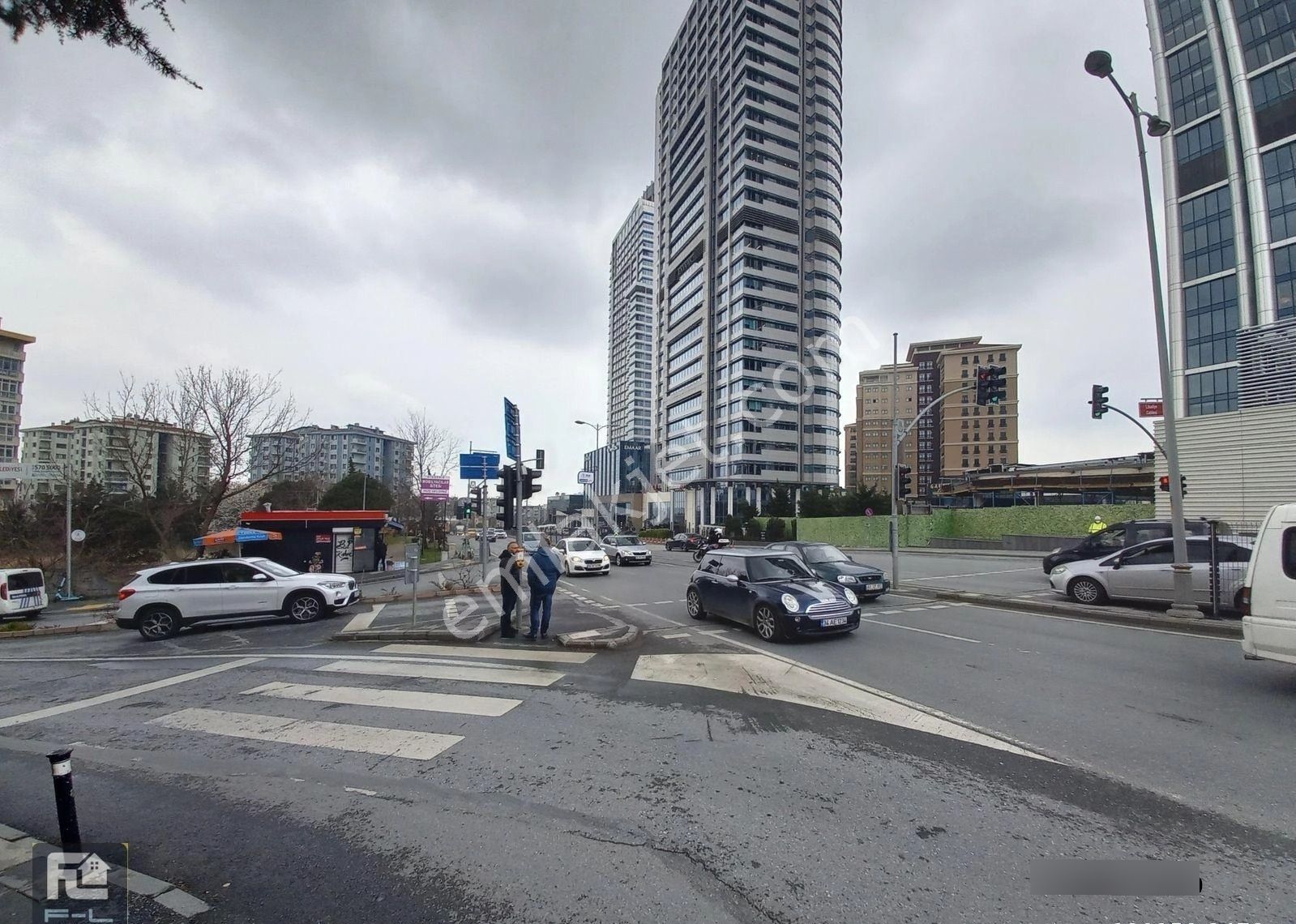 F-l Emlaktan Emaar Avm Libadiye Yakını Y.giriş İçi Yapılı 2+1 - Görsel 16