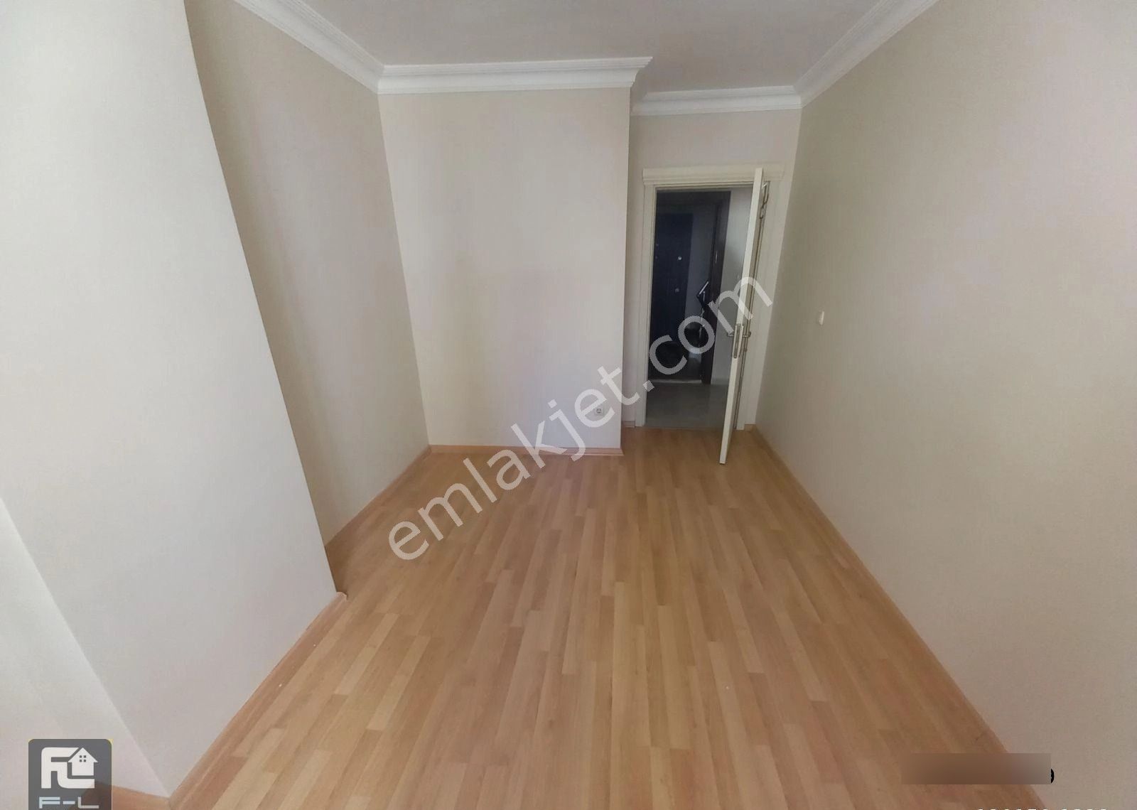 F-l Emlaktan Emaar Avm Libadiye Yakını 2+1 Dubleks Kariyerli Bekara - Görsel 3