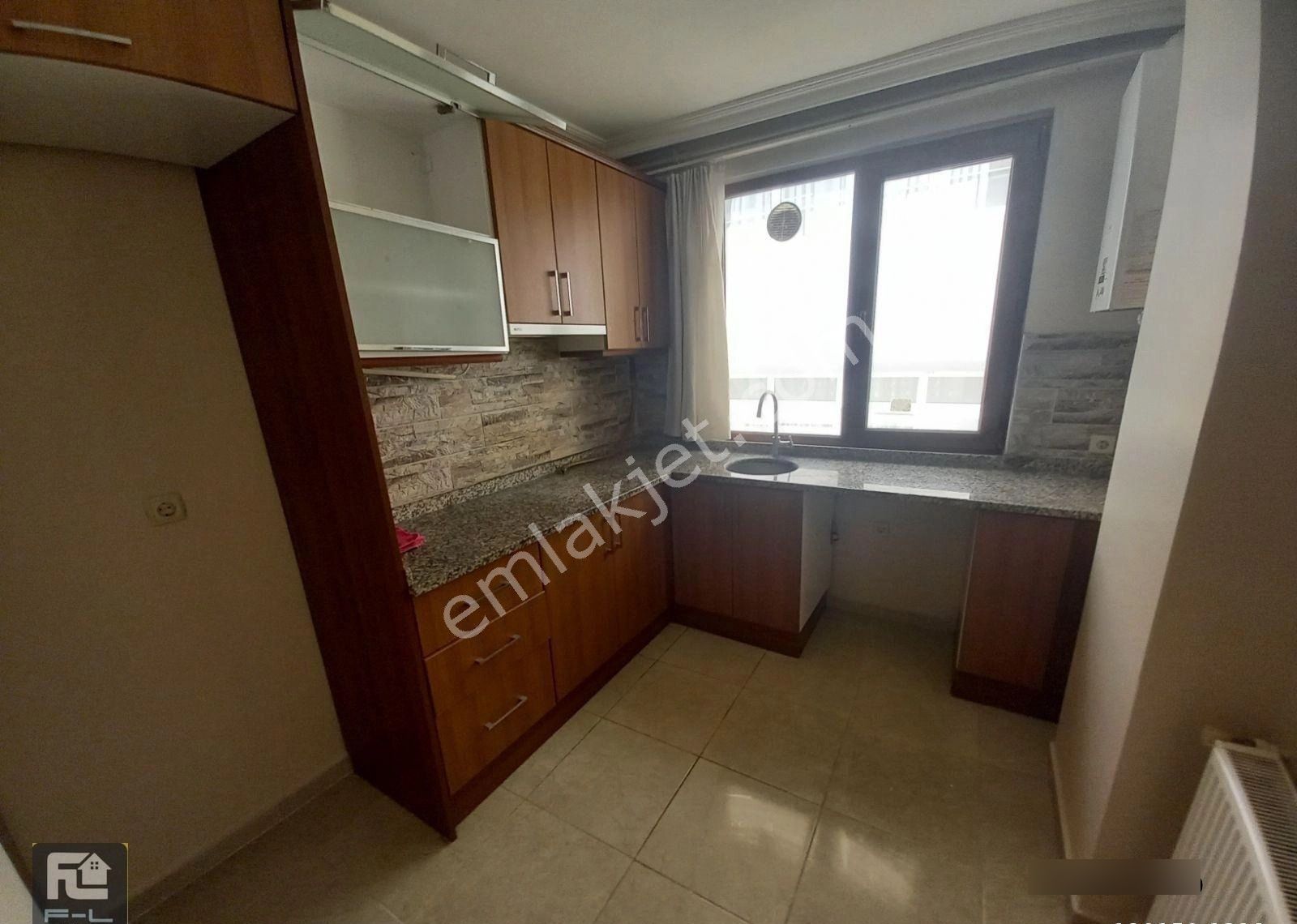 F-l Emlaktan Emaar Avm Libadiye Yakını 2+1 Dubleks Kariyerli Bekara - Görsel 4