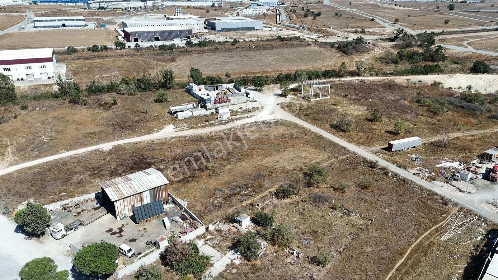 Rüzgar Emlaktan Satılık Sanayi Arsası - Görsel 23