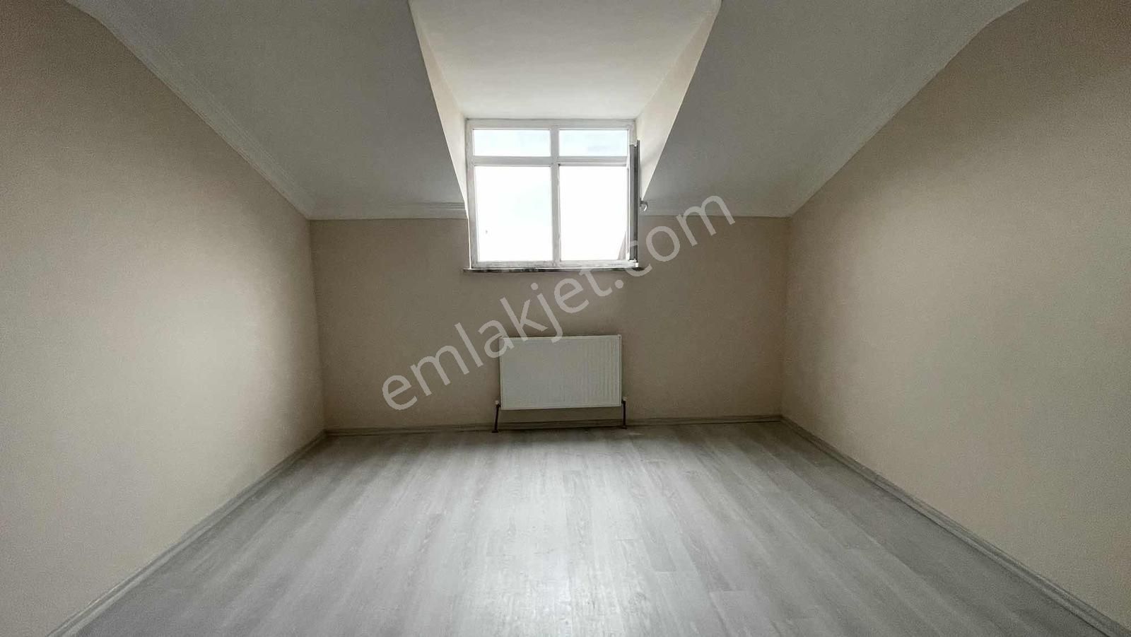 Rüzgar Emlaktan Kapaklı Merkezde Kiralık Dubleks Daire - Görsel 8