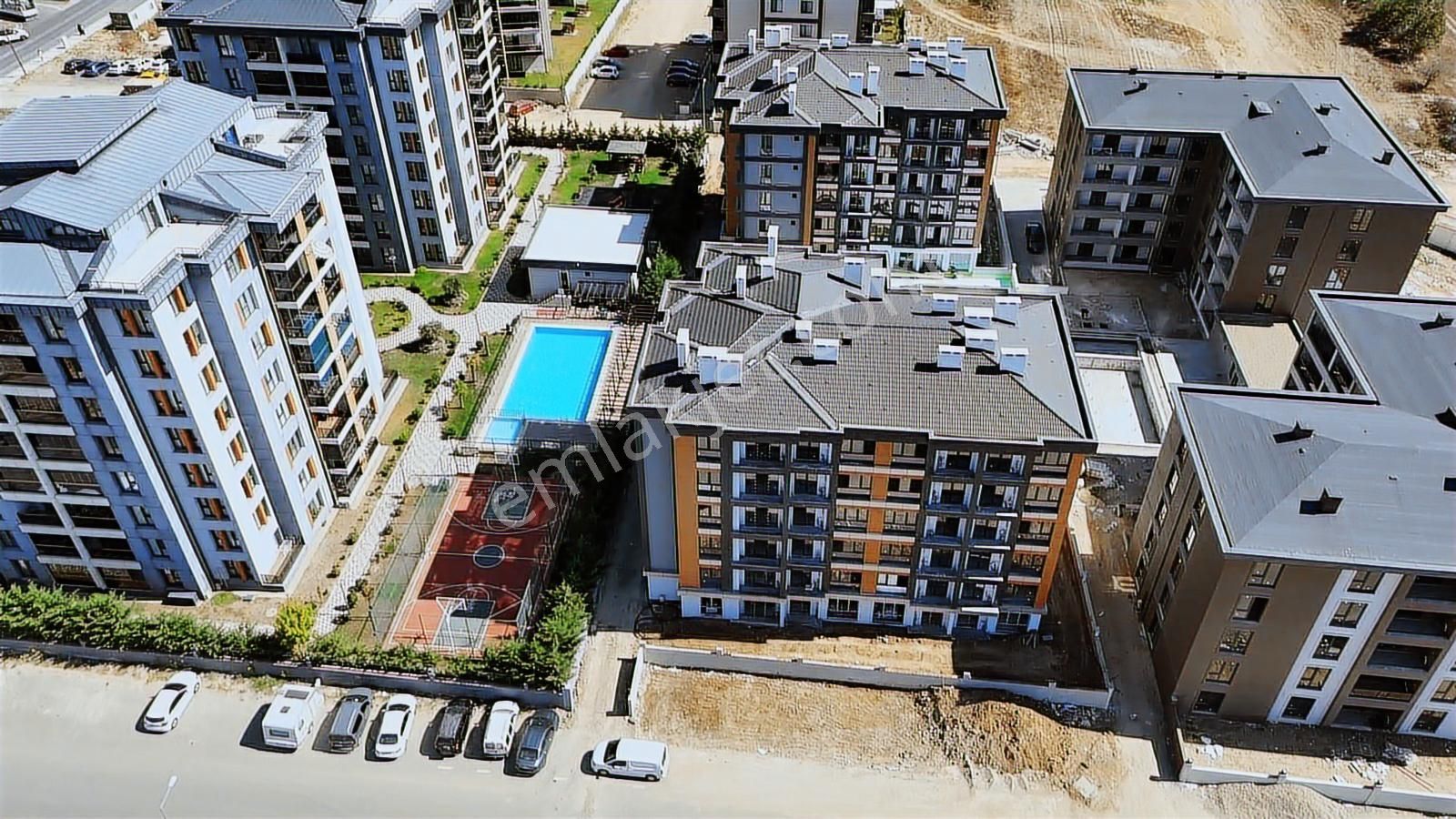 Rüzgar Emlaktan 1+1 Cumhuriyet Mahallesinde Arakat Satılık Daire - Görsel 2