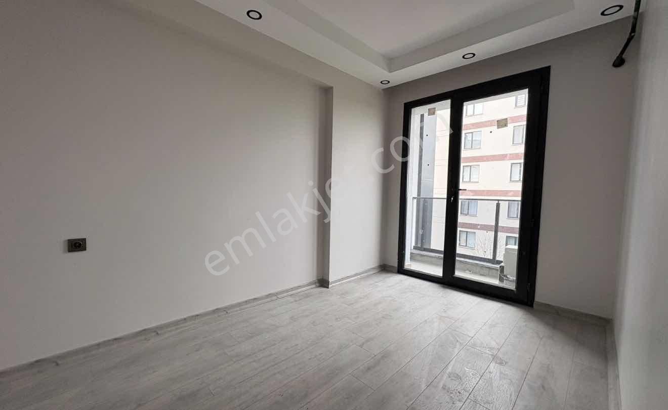 Rüzgar Emlaktan 1+1 Cumhuriyet Mahallesinde Arakat Satılık Daire - Görsel 35