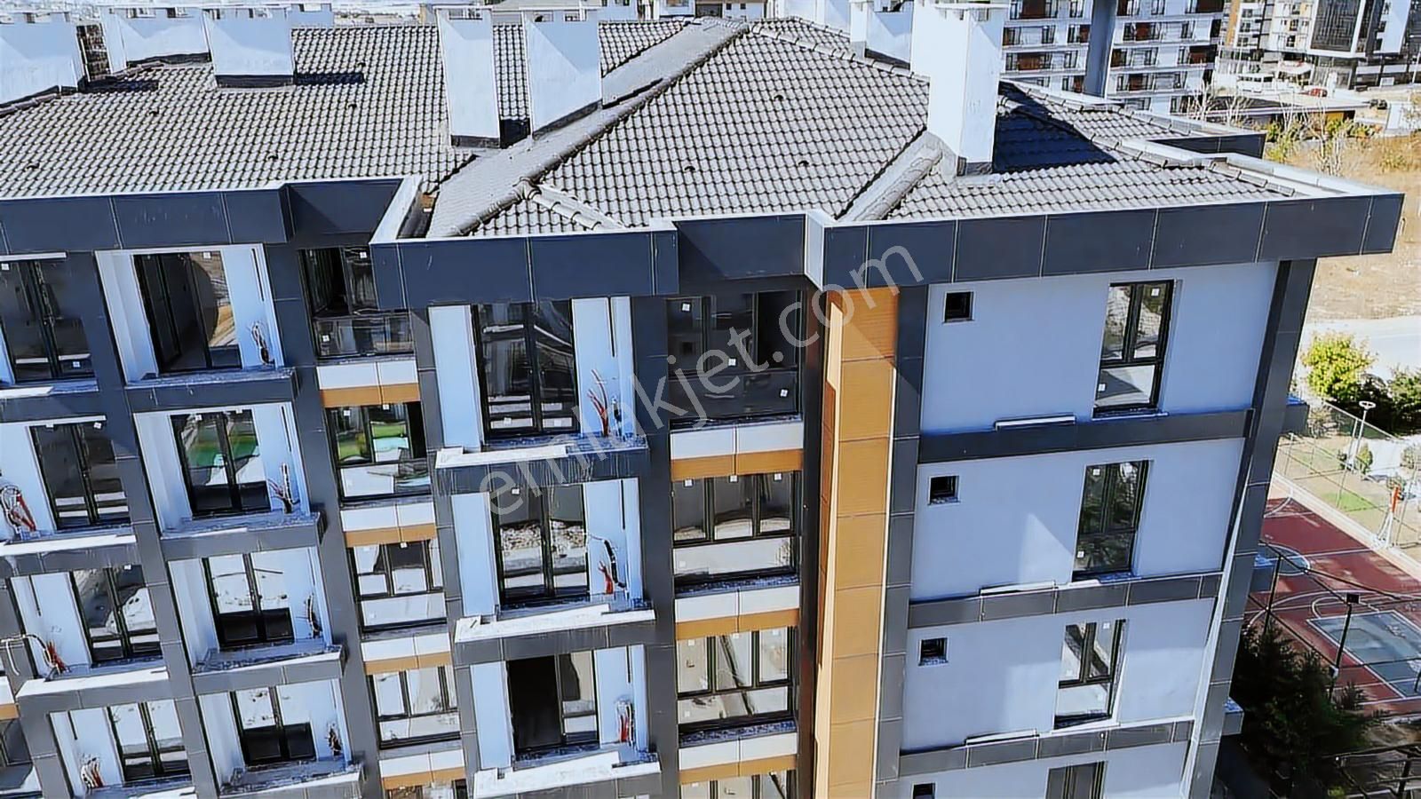 Rüzgar Emlaktan 1+1 Cumhuriyet Mahallesinde Arakat Satılık Daire - Görsel 6